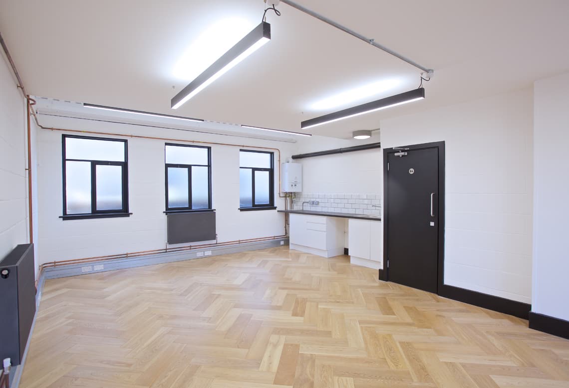 Islington Studio, Linthwaite Business Centre, Manchester Road, Linthwaite, London, Greater London, N19 4NF thumbnail 8