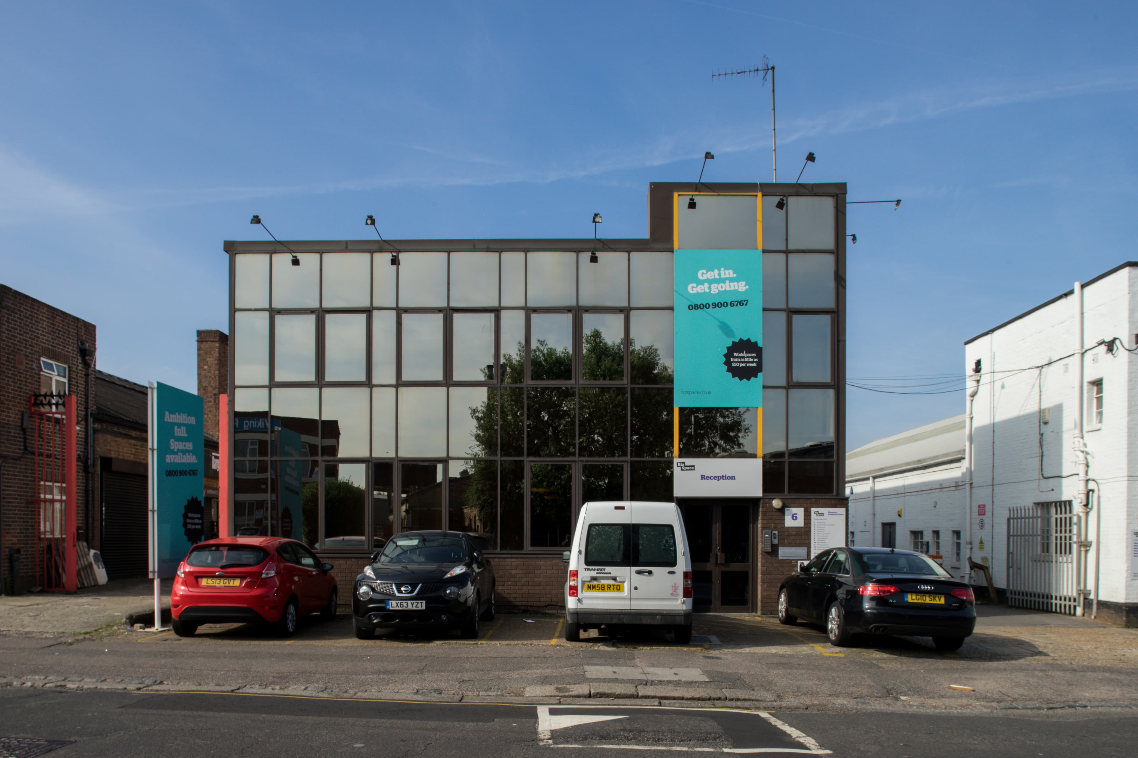 Bizspace Business Centre, 4-6 Wadsworth Road, Perivale, Greenford, Greater London, UB6 7JJ thumbnail 2