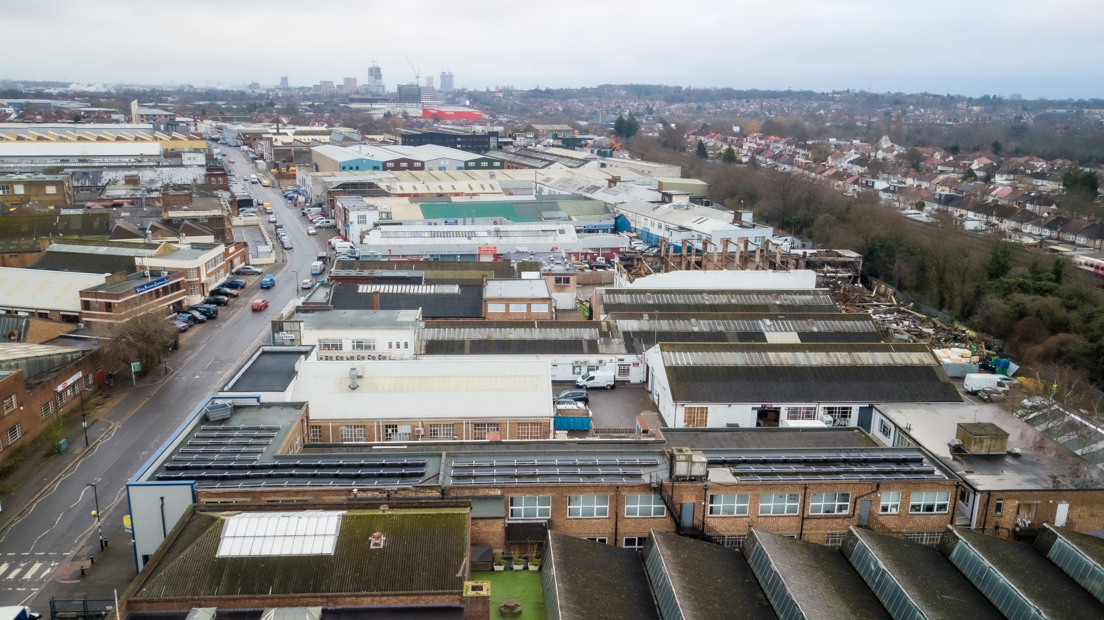 Bizspace Business Centre, 4-6 Wadsworth Road, Perivale, Greenford, Greater London, UB6 7JJ thumbnail 5