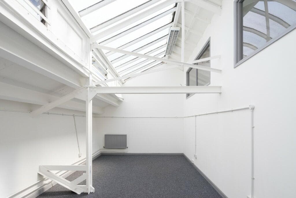 Camberwell Business Centre, 99-103 Lomond Grove, London, Greater London, SE5 7HN thumbnail 4