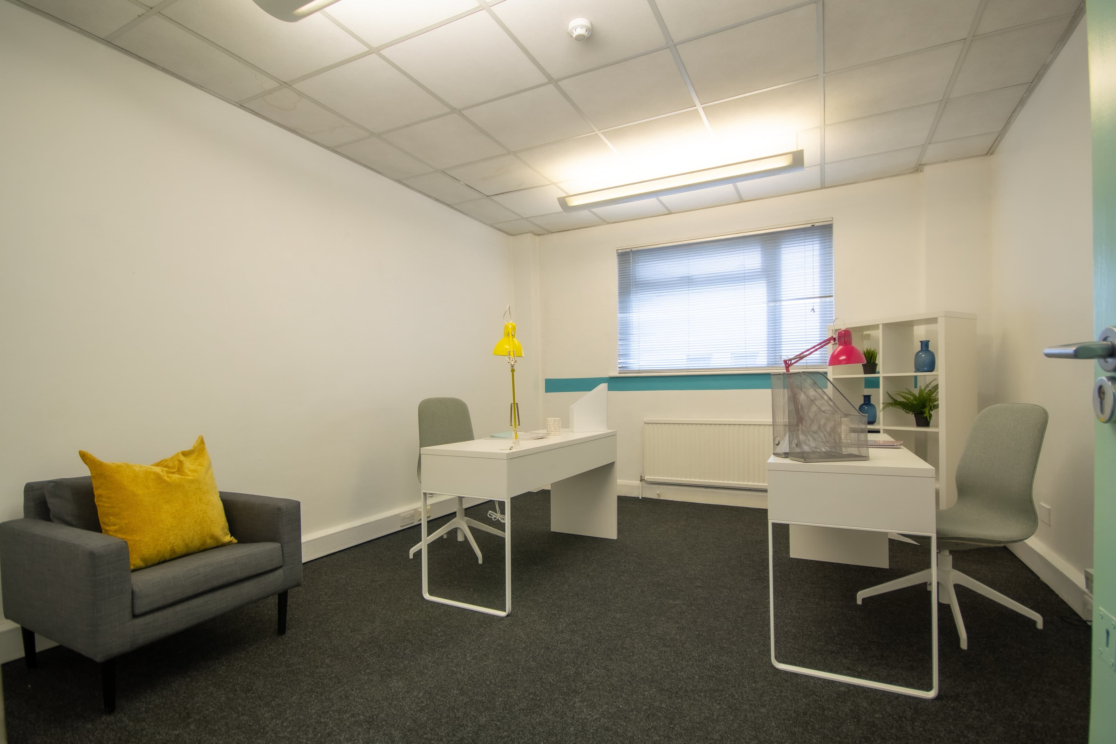 Bizspace Business Centre, 4-6 Wadsworth Road, Perivale, Greenford, Greater London, UB6 7JJ thumbnail 6