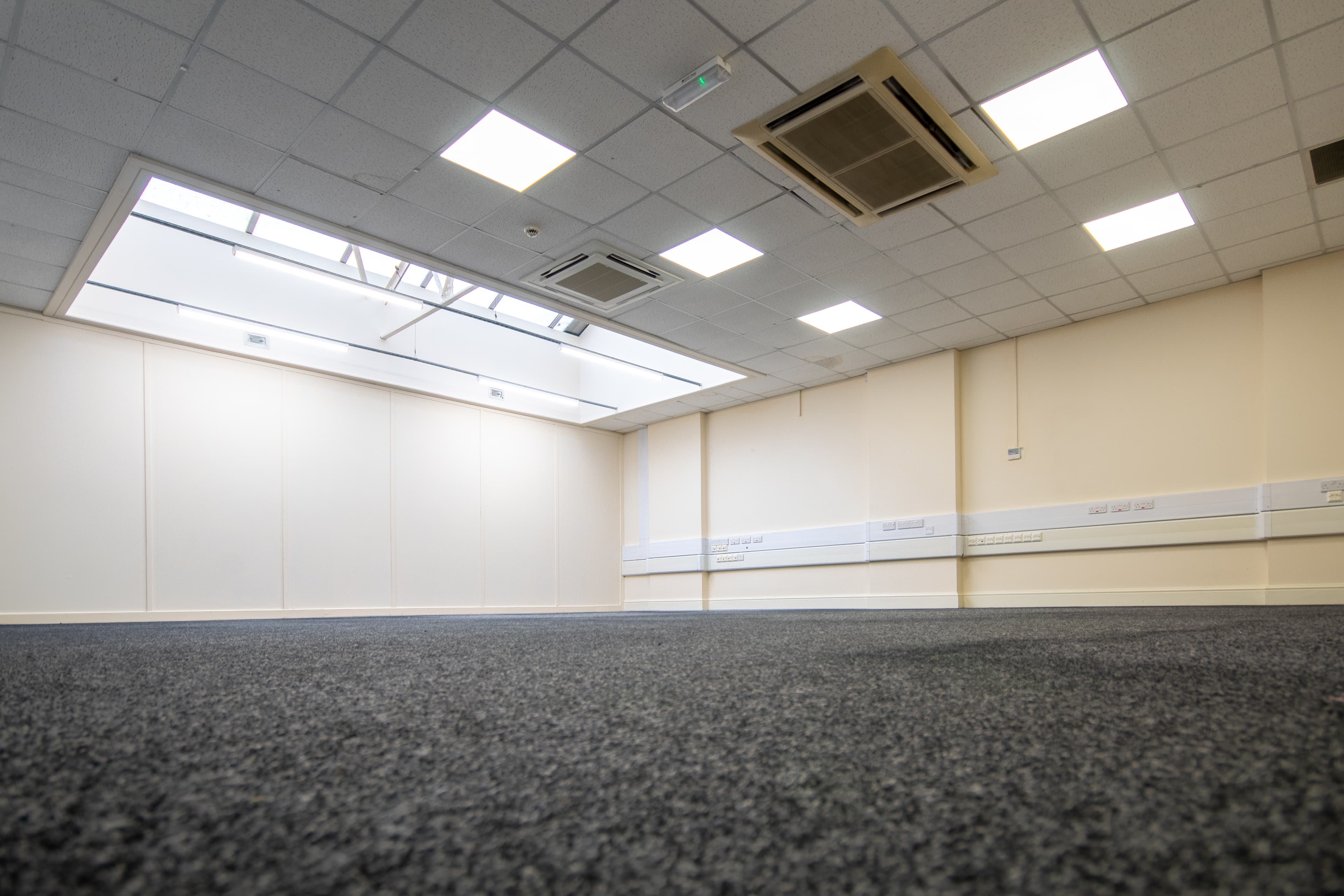 Brooklands Court Business Centre, Tunstall Road, Leeds, West Yorkshire, LS11 5HL thumbnail 9