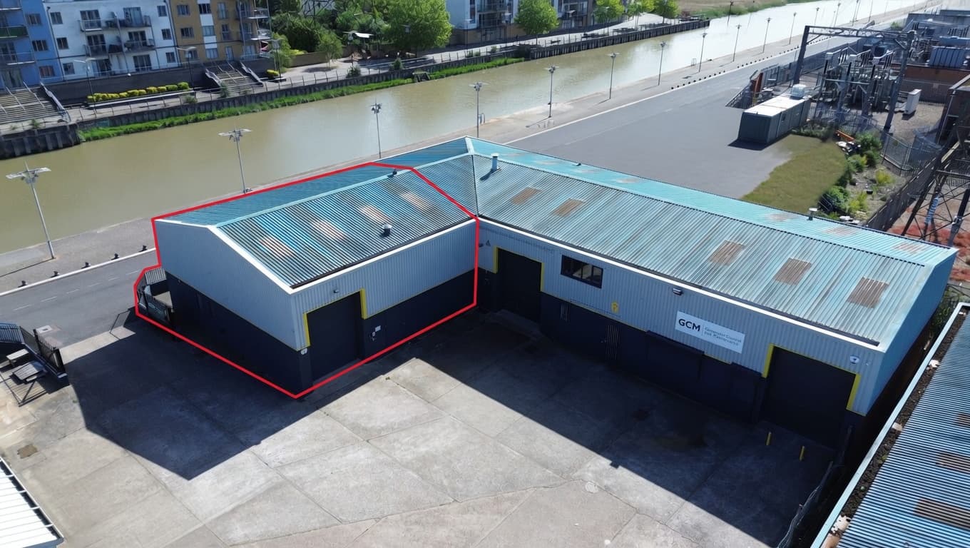 4 King Edward Quay, Hythe Quay, Colchester, Essex, CO2 8JB
