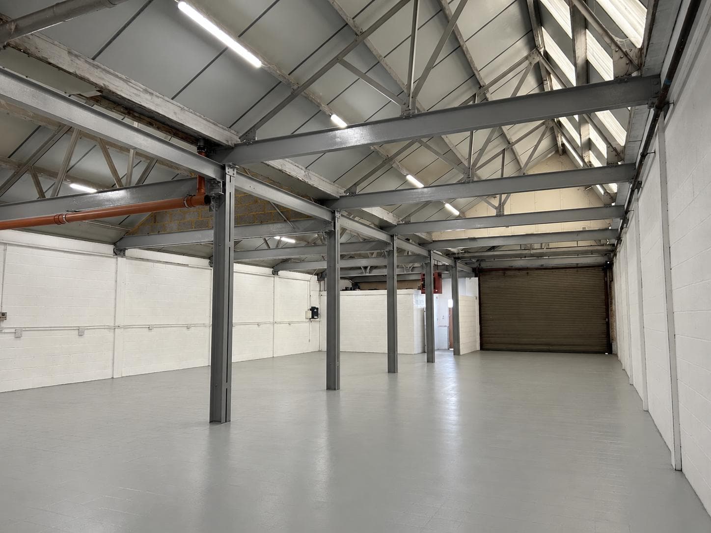 Unit 9C, Britannia Estate, Leagrave Road, Luton, Bedfordshire, LU3 1RJ thumbnail 2