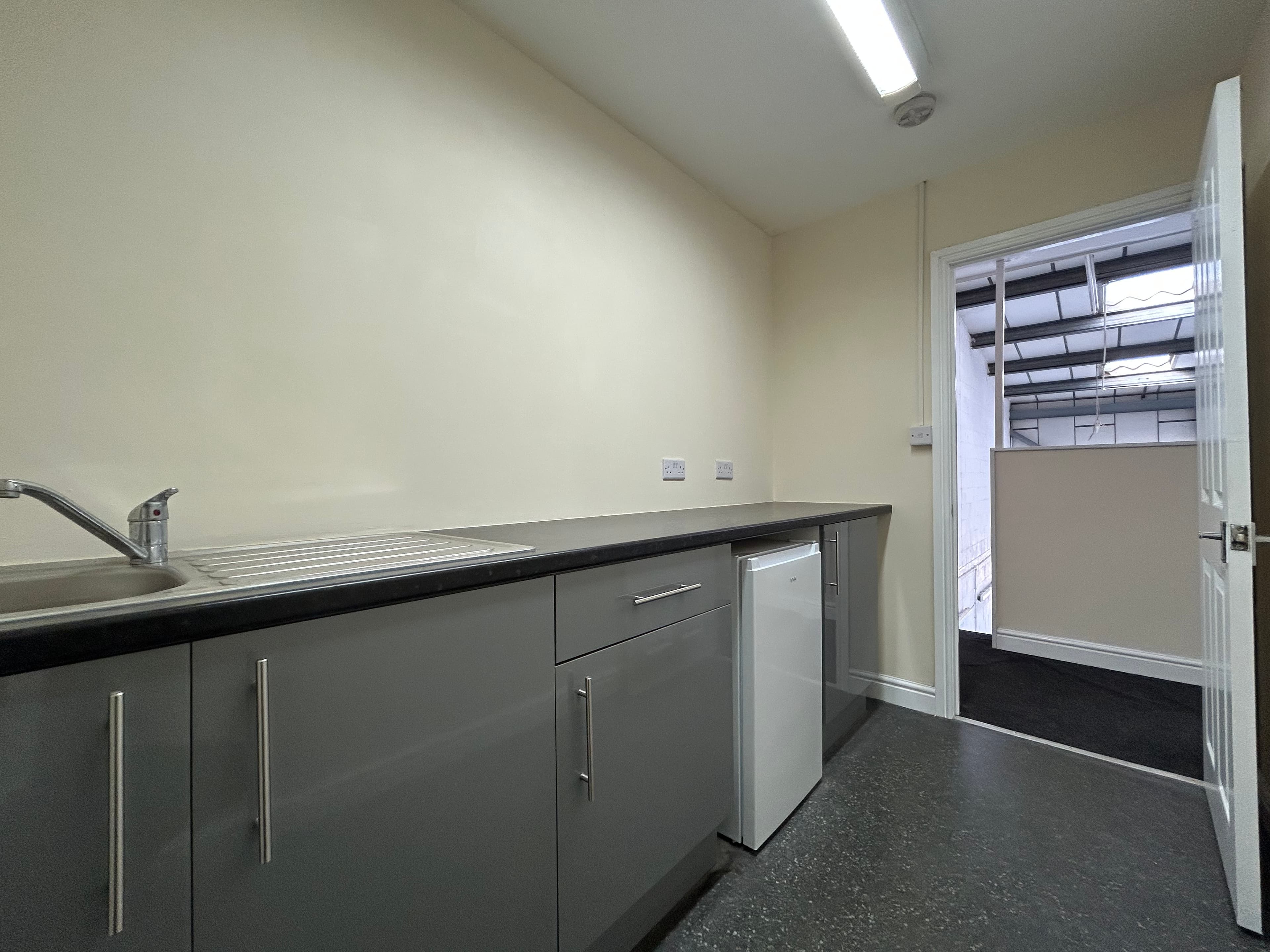 Unit 8, Stafford Close, Ashford, Kent, TN23 4TT thumbnail 7