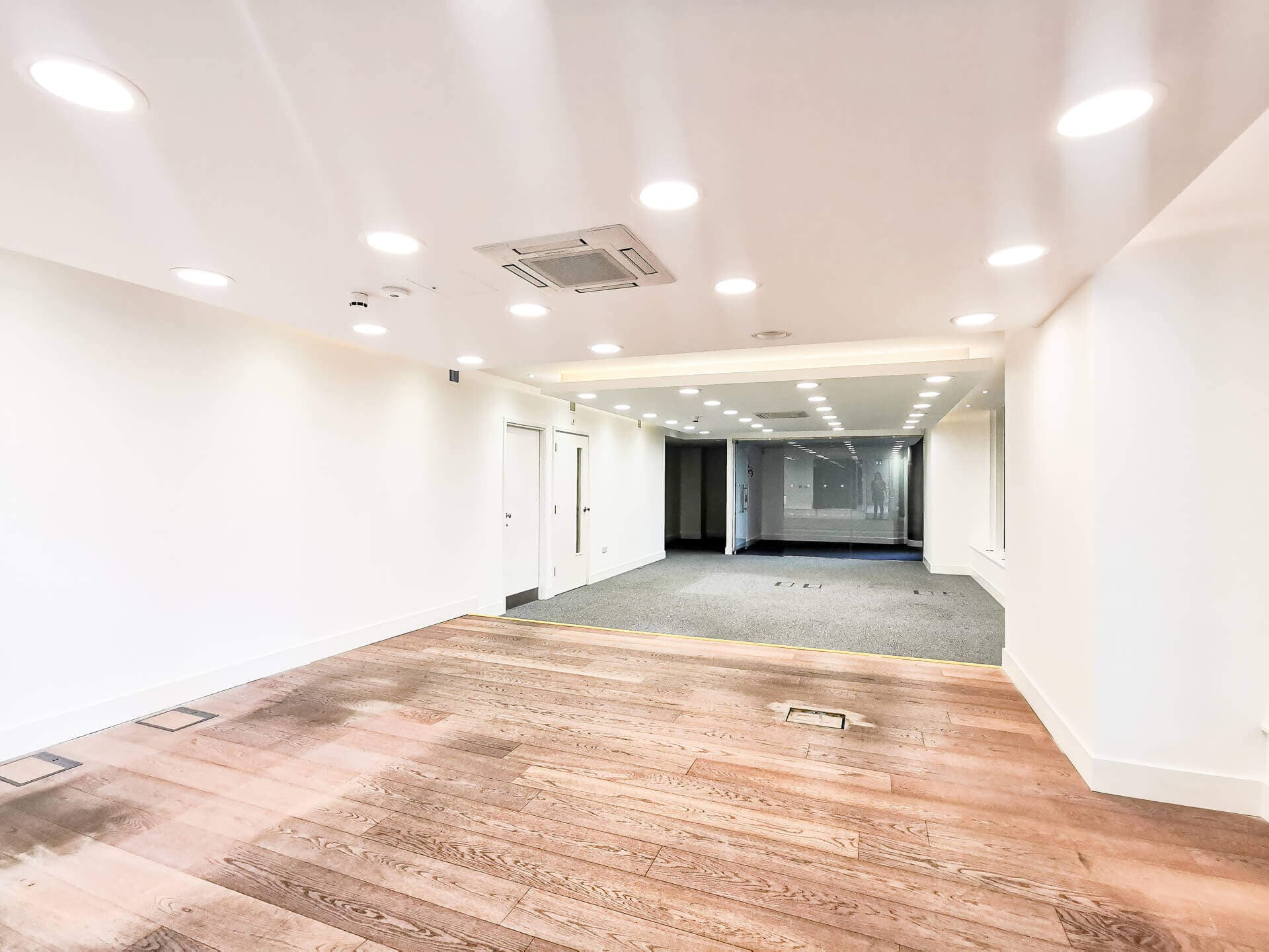 15 St. George Wharf, London, Greater London, SW8 2LE thumbnail 2