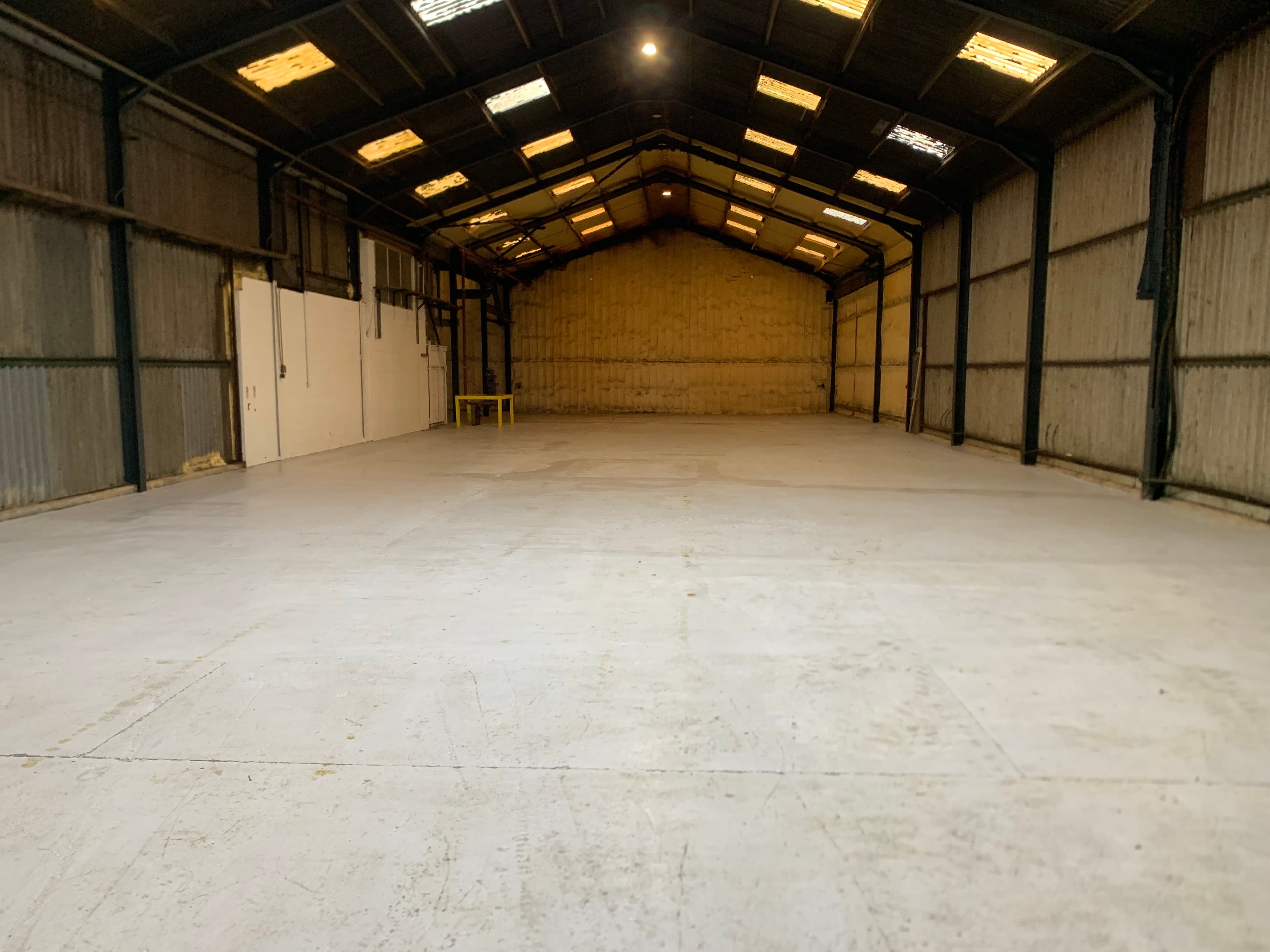 Unit 2, Cherwell Valley Business Park, Thorpe Mead, Banbury, Oxfordshire, OX16 4RY thumbnail 3