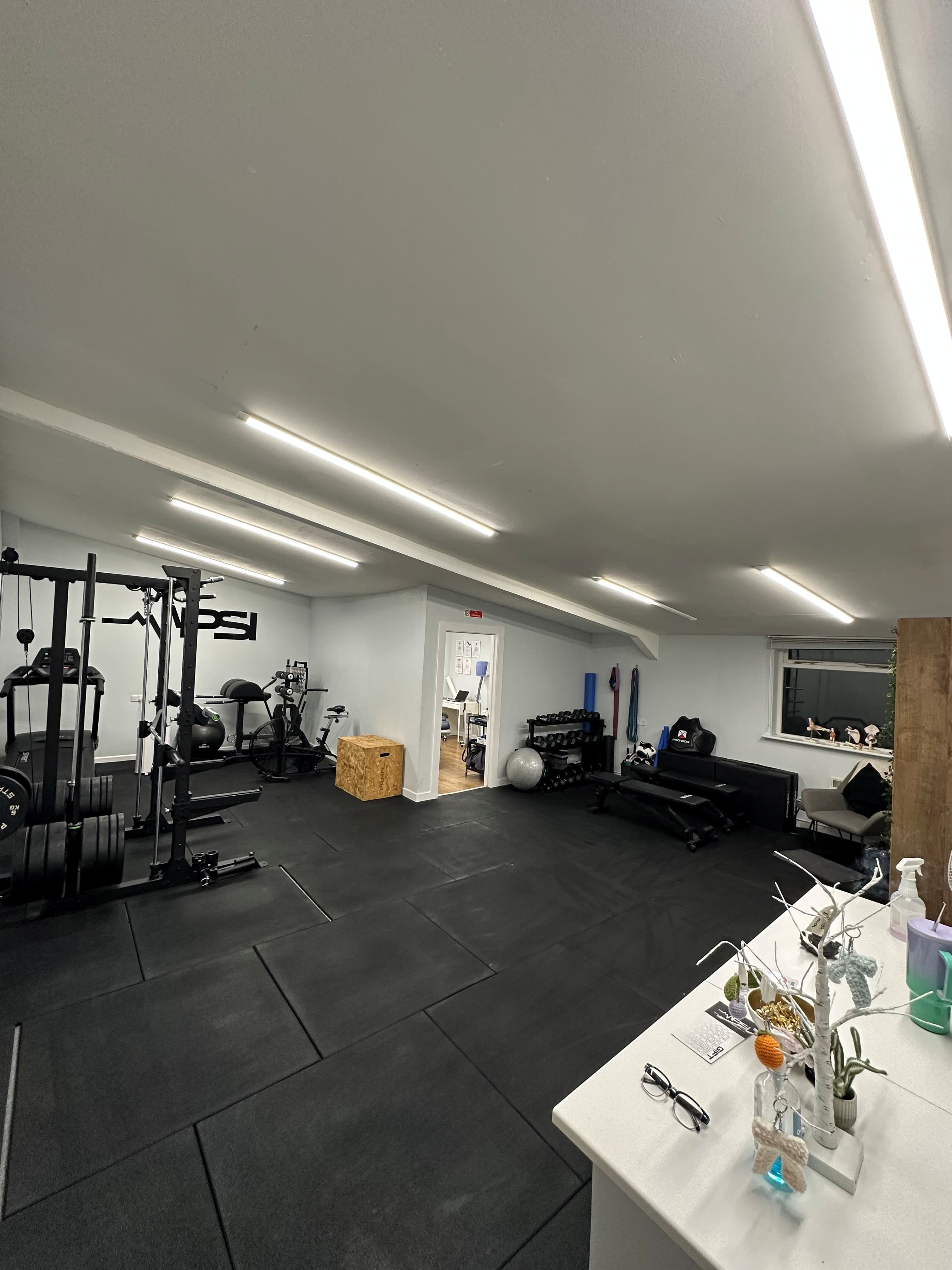 Unit 15, Greys Green Farm, Greys Green, Rotherfield Greys, Henley-On-Thames, Oxfordshire, RG9 4QG thumbnail 7