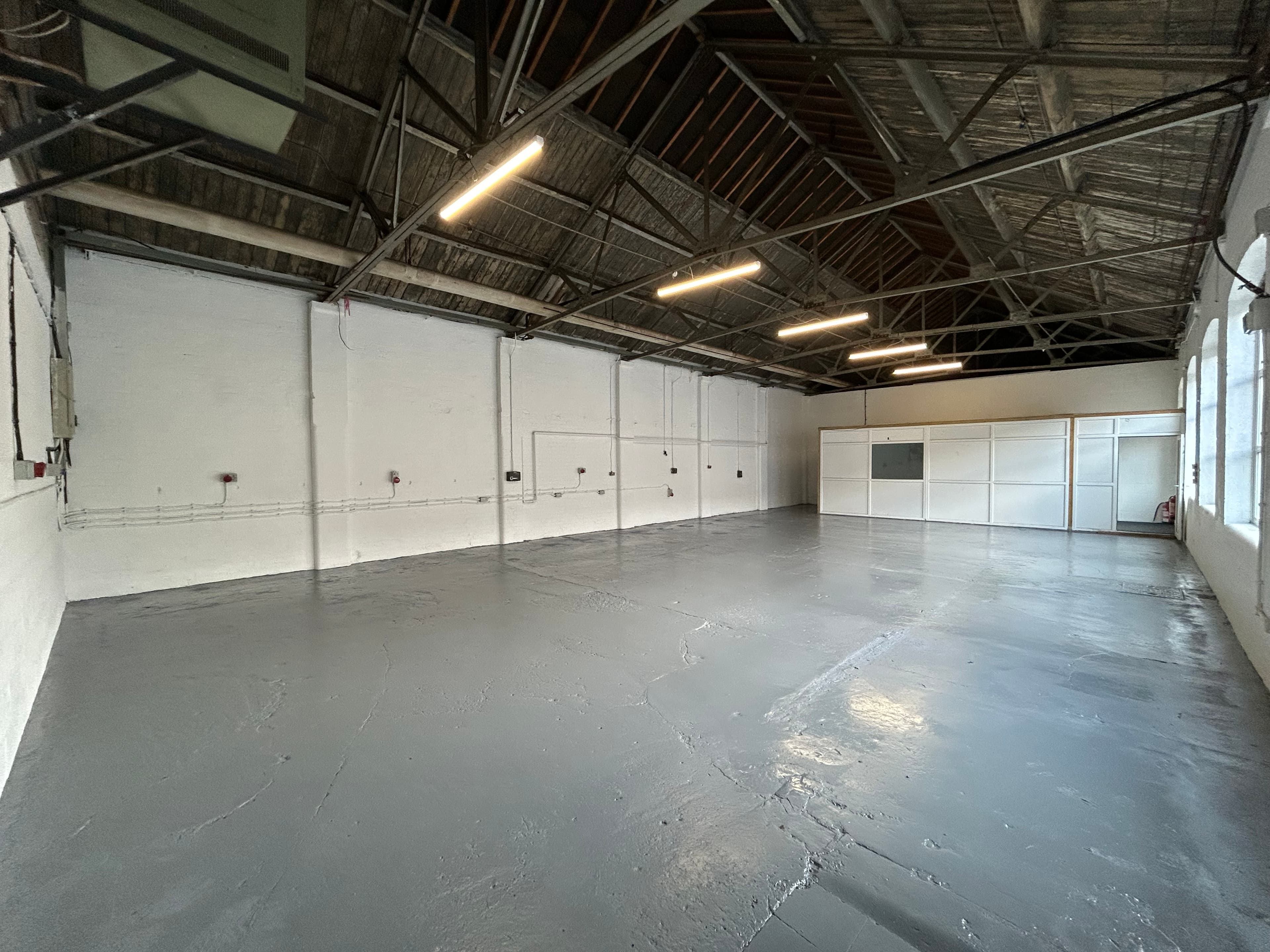 Unit 19Aii, Britannia Estate, Leagrave Road, Luton, Bedfordshire, LU3 1RJ thumbnail 2
