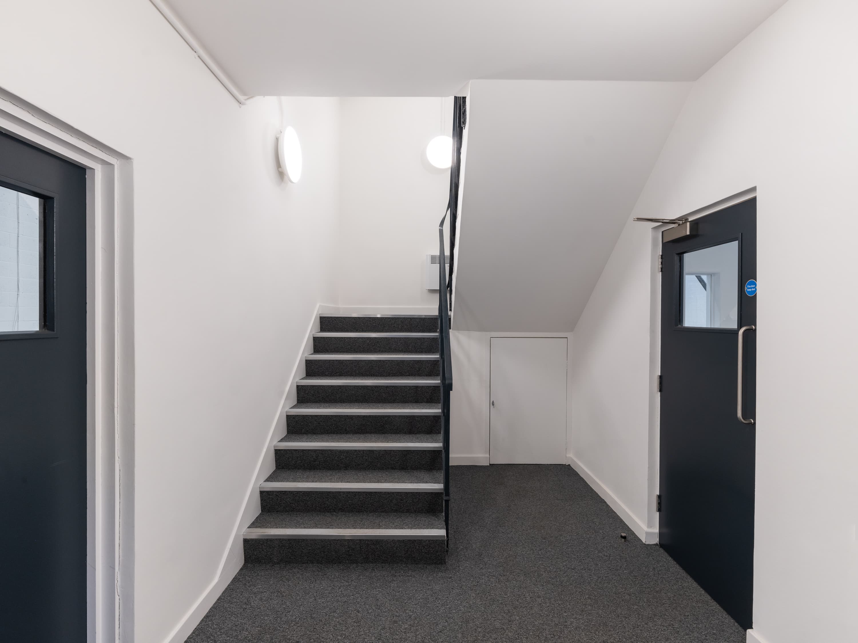 1A And 1B Whitings Way, London, Greater London, E6 6LR thumbnail 12
