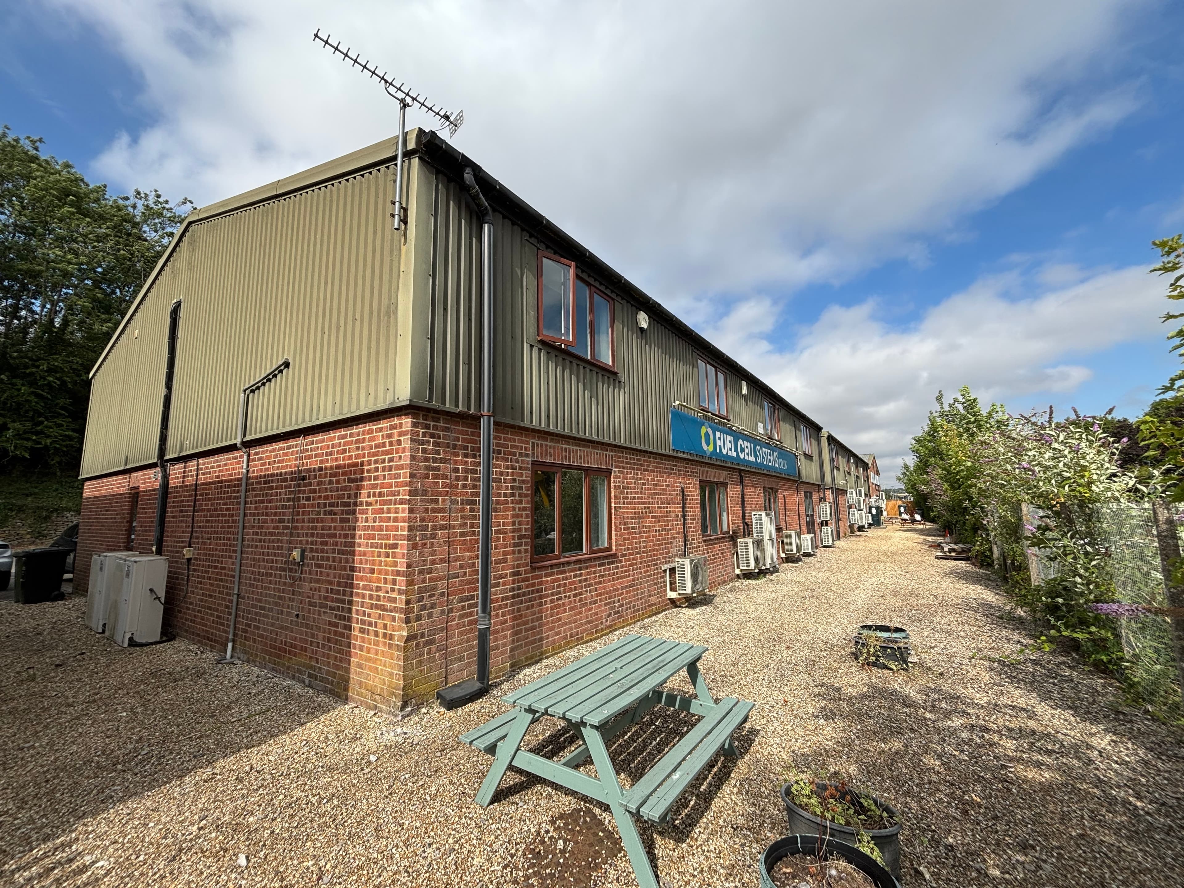 Unit 3, Station Yard, Station Road, Hungerford, Berkshire, RG17 0DY thumbnail 7