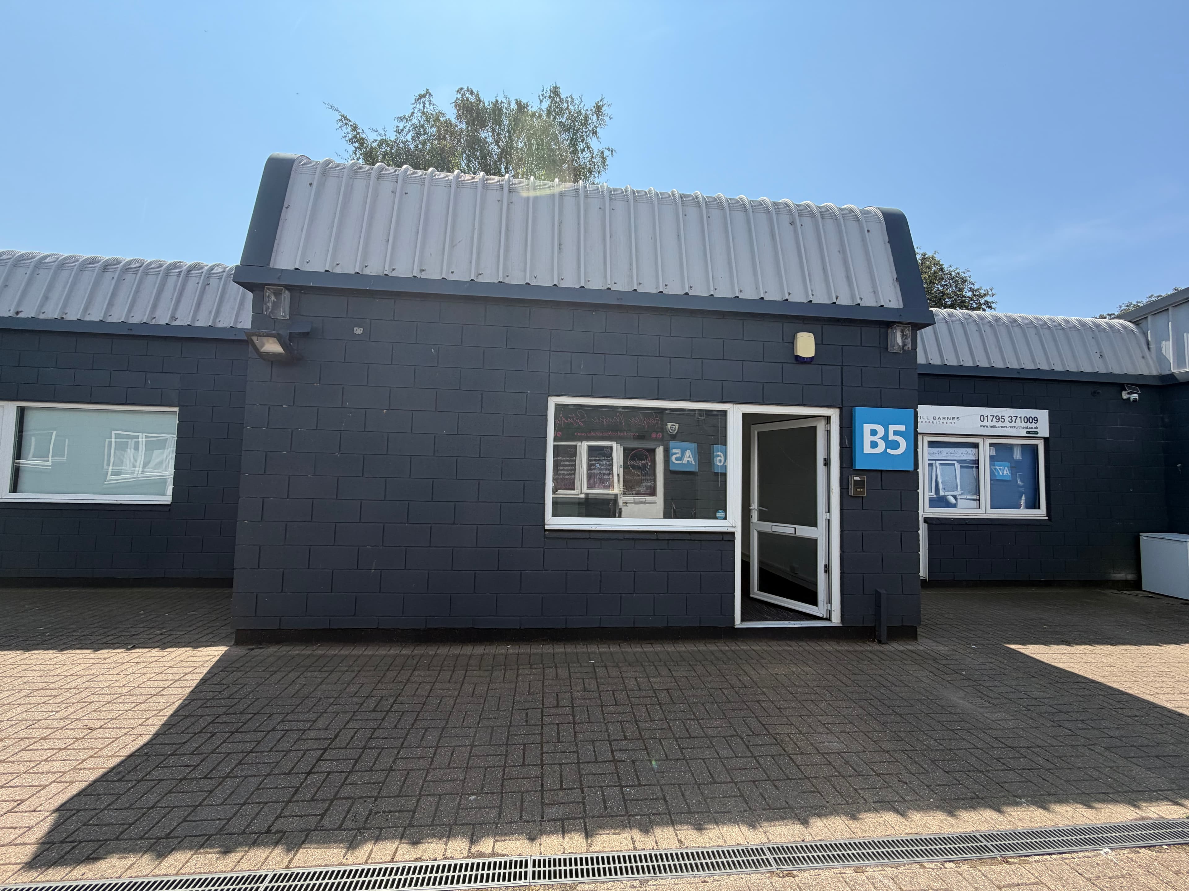 Unit B5, Smeed Dean Centre, Castle Road, Sittingbourne, Kent, ME10 3EW thumbnail 8