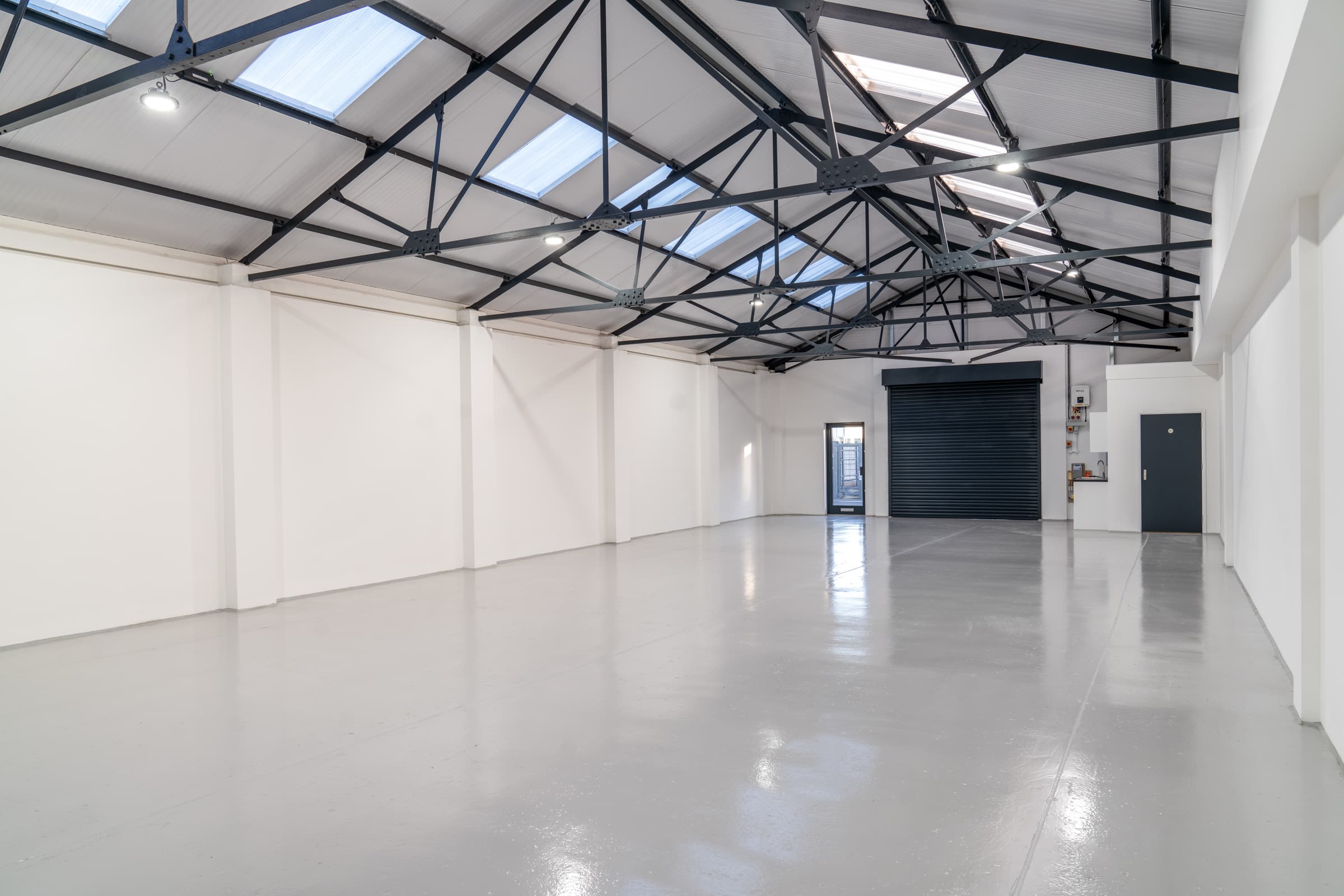 Unit 2 Otago Trade Park , 23 Crown Road, Enfield, Greater London, EN1 1FE thumbnail 2