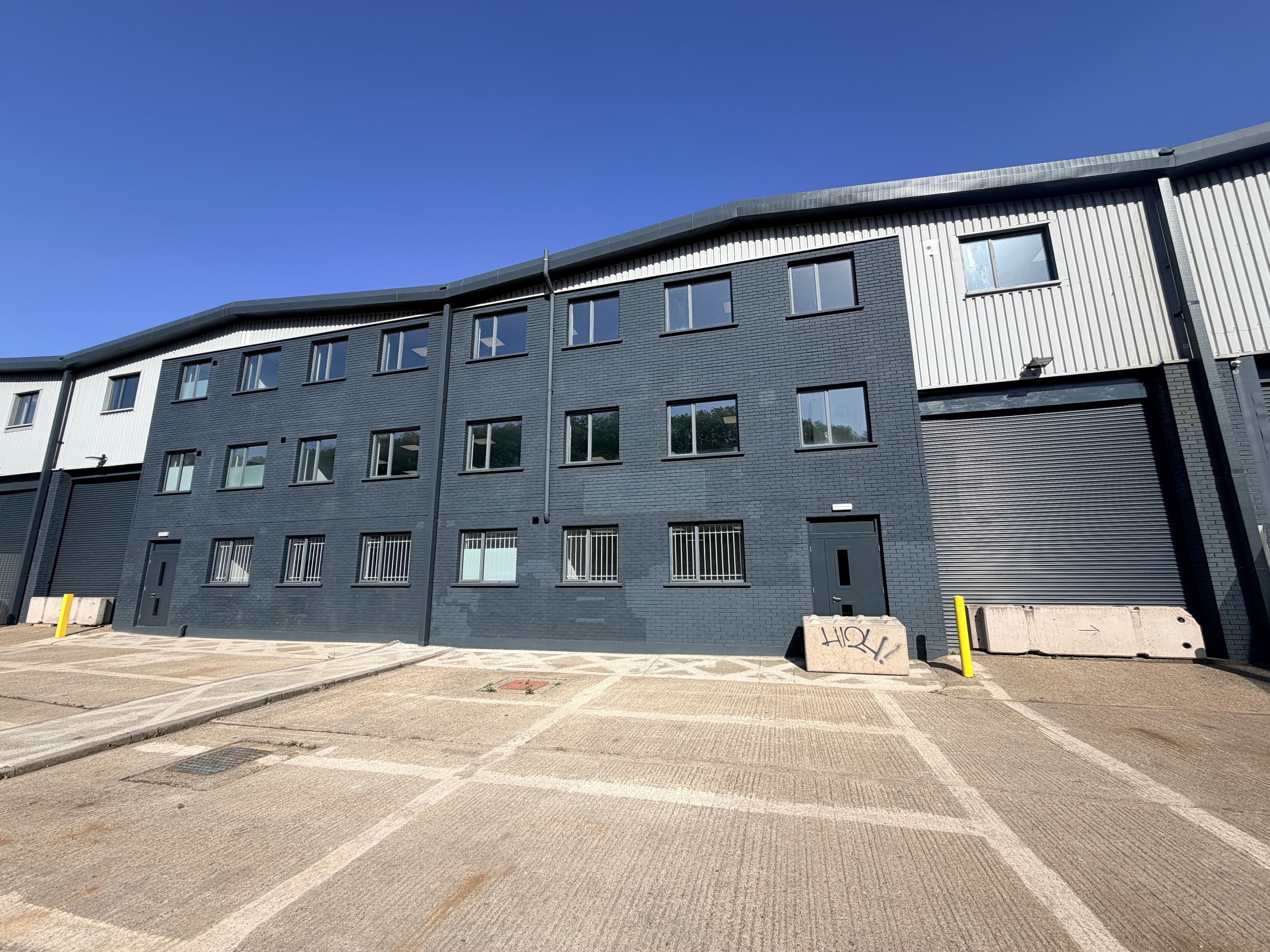 1B Whitings Way, London, Greater London, E6 6LR