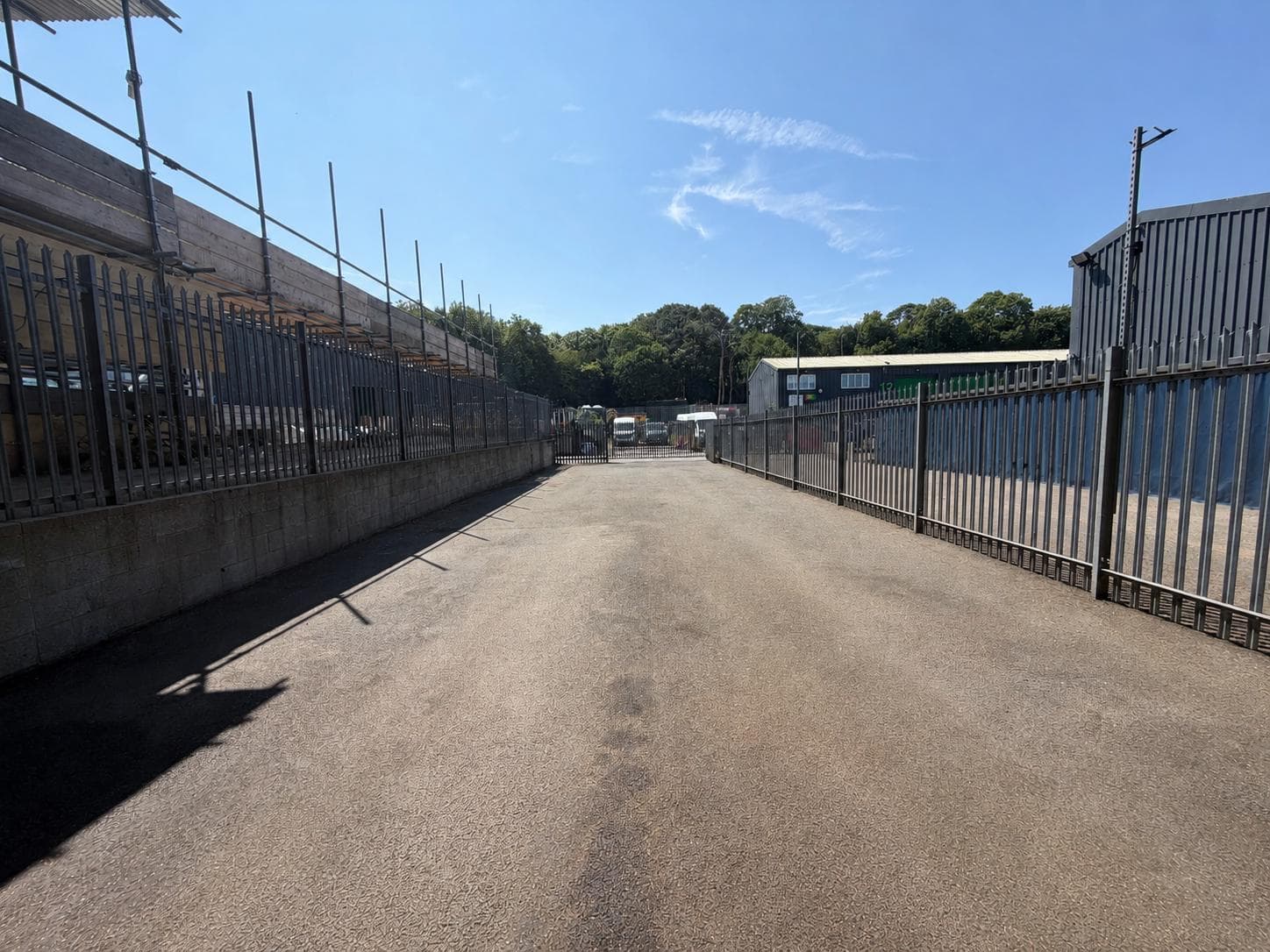 Yard 13, Bredhurst Business Park, Westfield Sole Road, Boxley, Maidstone, Kent, ME14 3EH thumbnail 5
