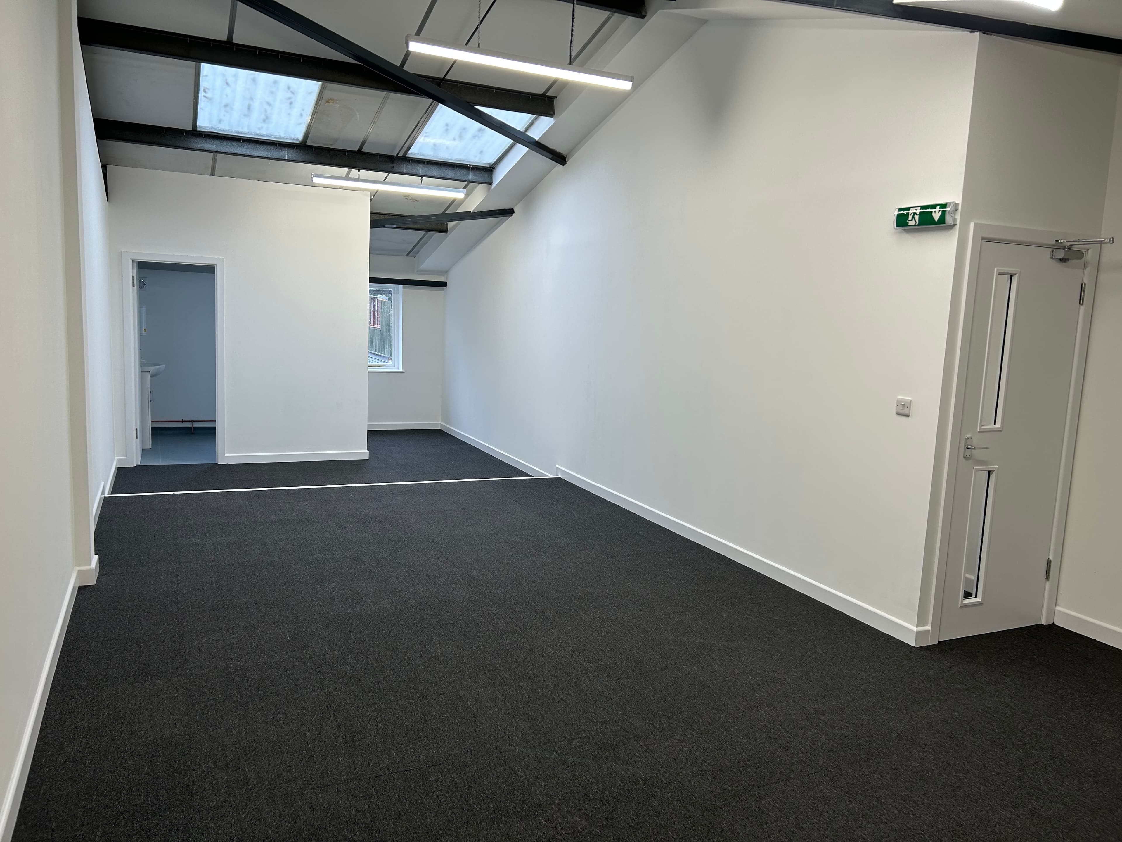 Office 4C, Station Yard, Station Road, Hungerford, Berkshire, RG17 0DY