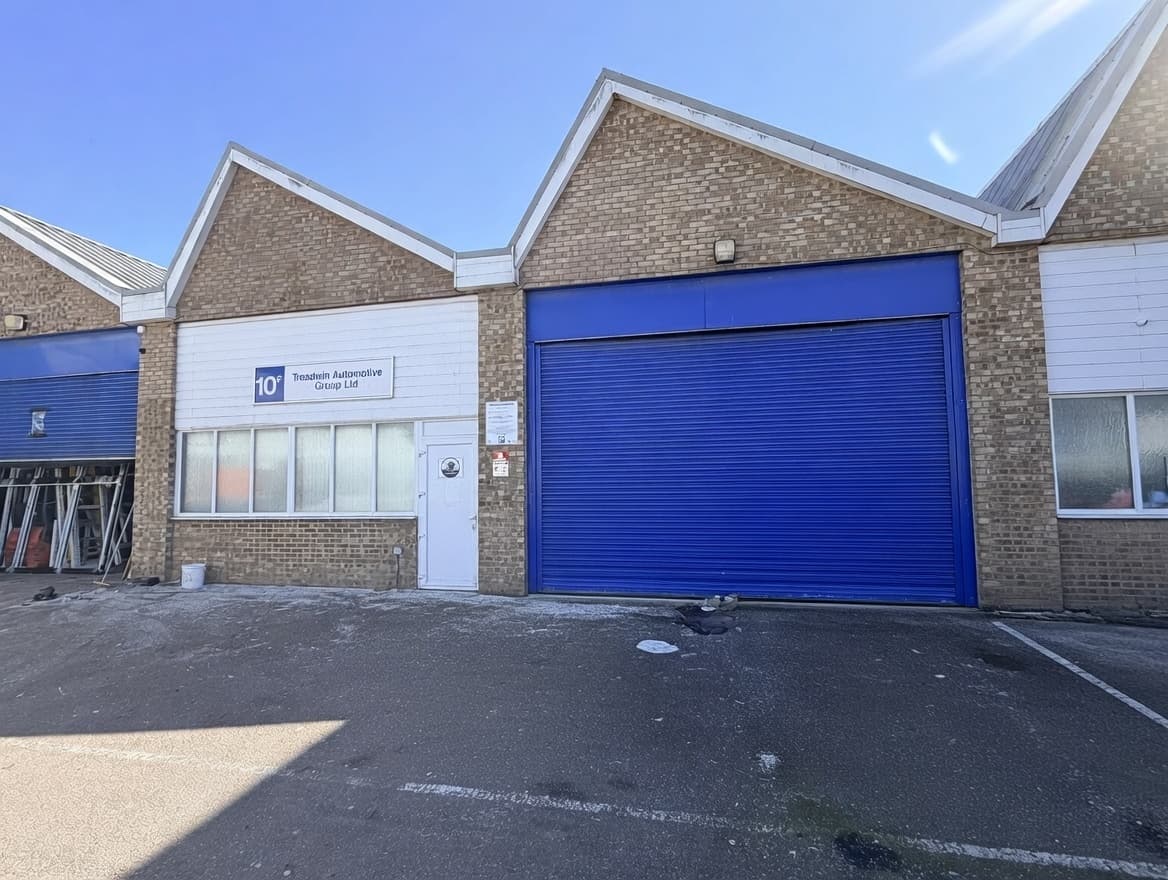 Unit 10F, Britannia Estate, Leagrave Road, Luton, Bedfordshire, LU3 1RJ — photo 1