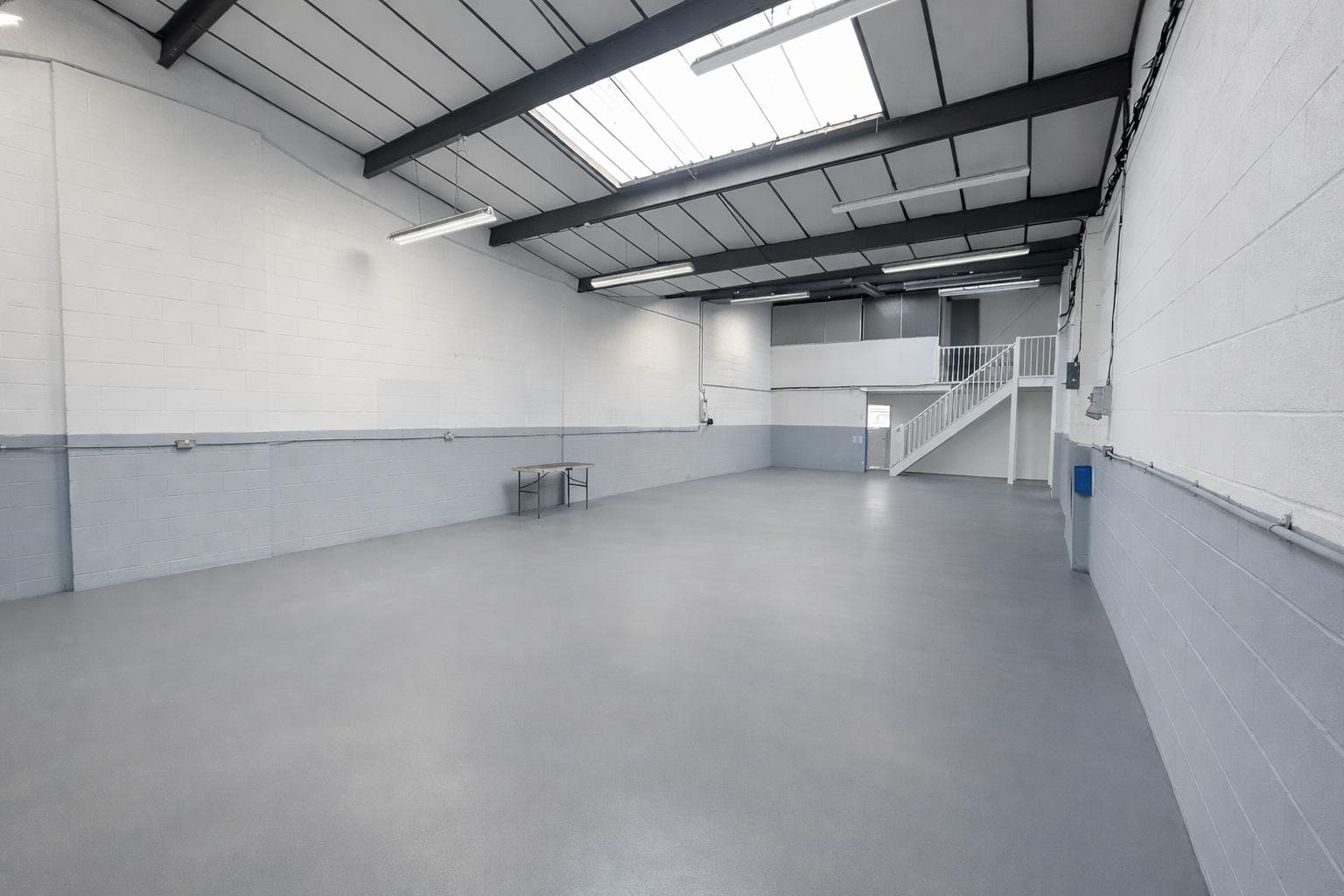 Unit C2, Smeed Dean Centre, Castle Road, Sittingbourne, Kent, ME10 3EW thumbnail 3