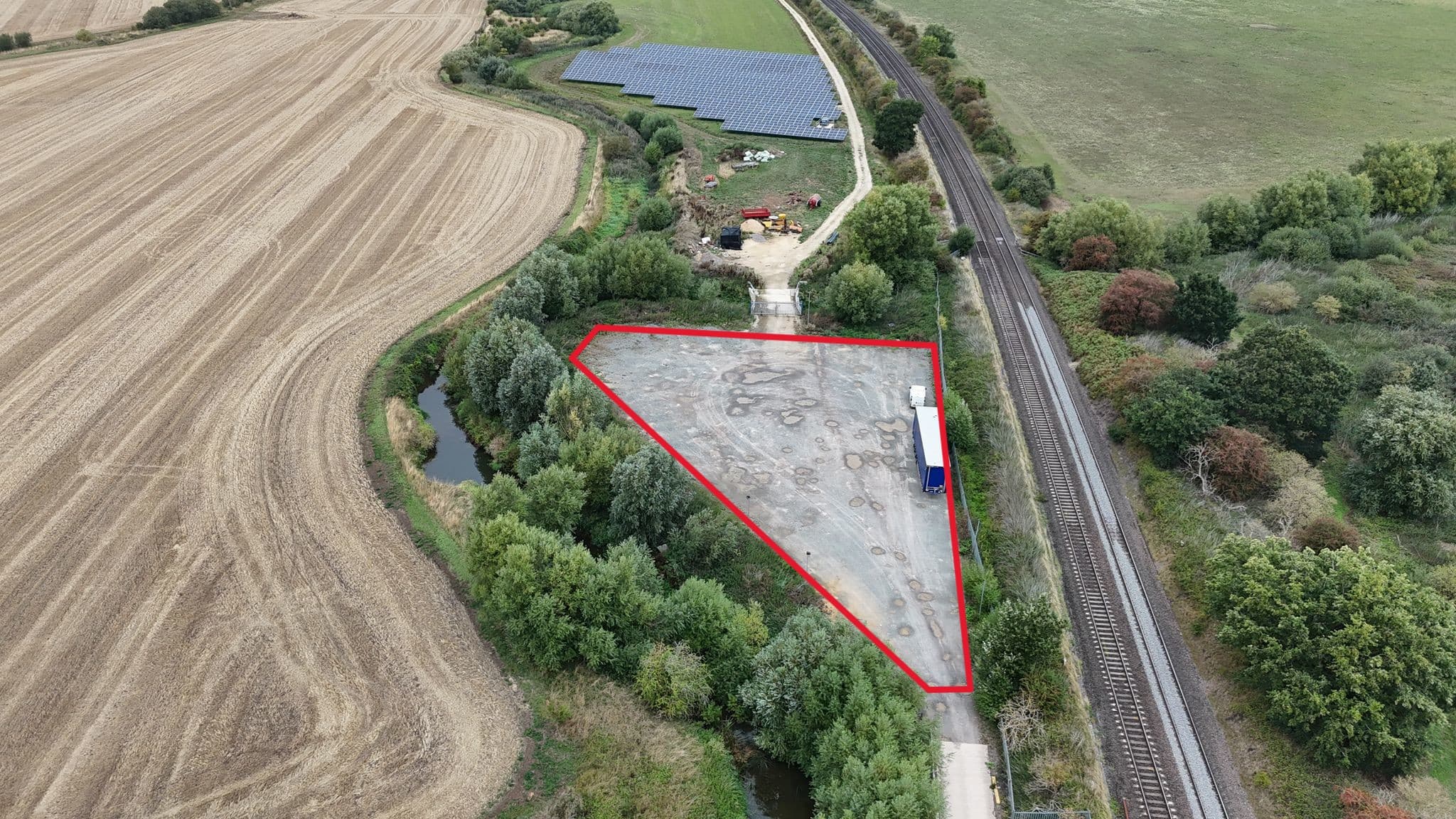 Yard 9 Cherwell Valley Business Park, Twyford Road, Banbury, Oxfordshire, OX17 3AS thumbnail 2