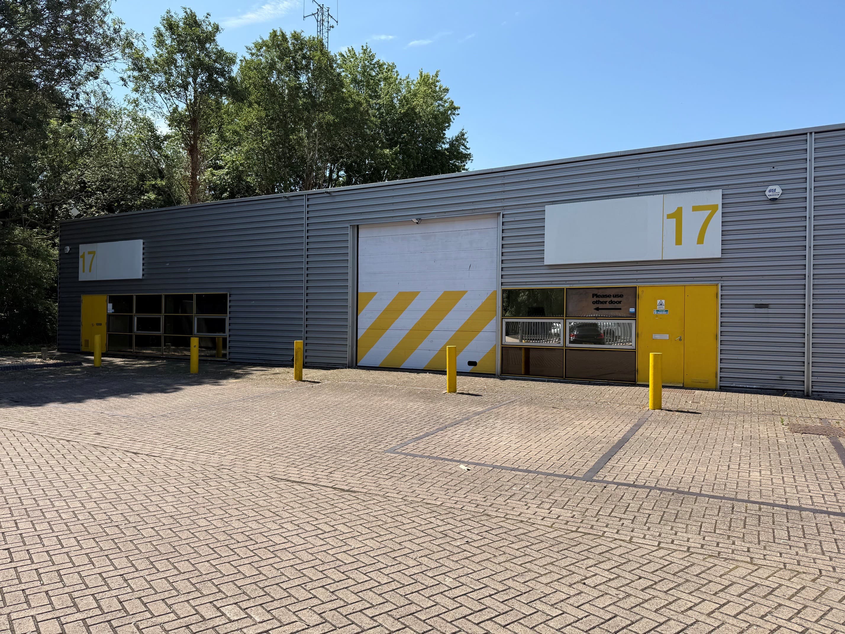 Unit 17, Ash, Kembrey Park, Swindon, Wiltshire, SN2 8UN — photo 1