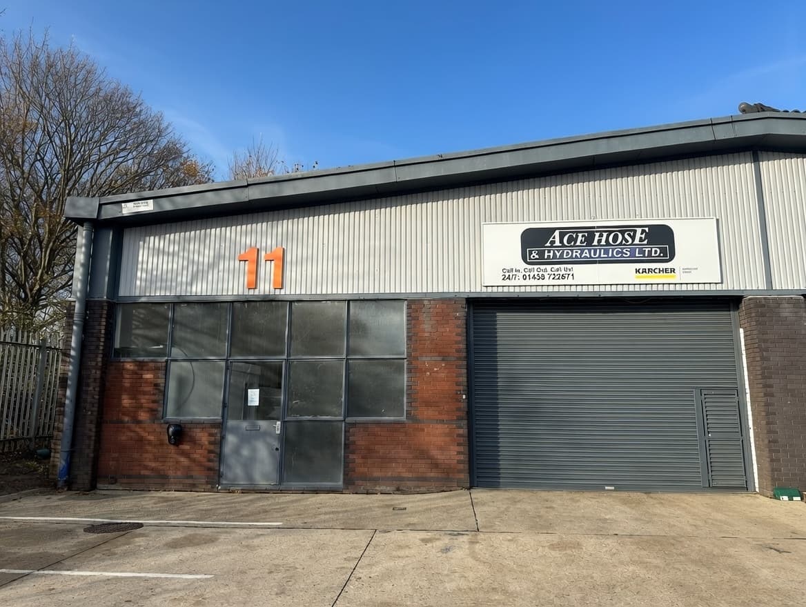 Unit 11, Hyatt Trading Estate, Babbage Road, Stevenage, Hertfordshire, SG1 2EQ thumbnail 7