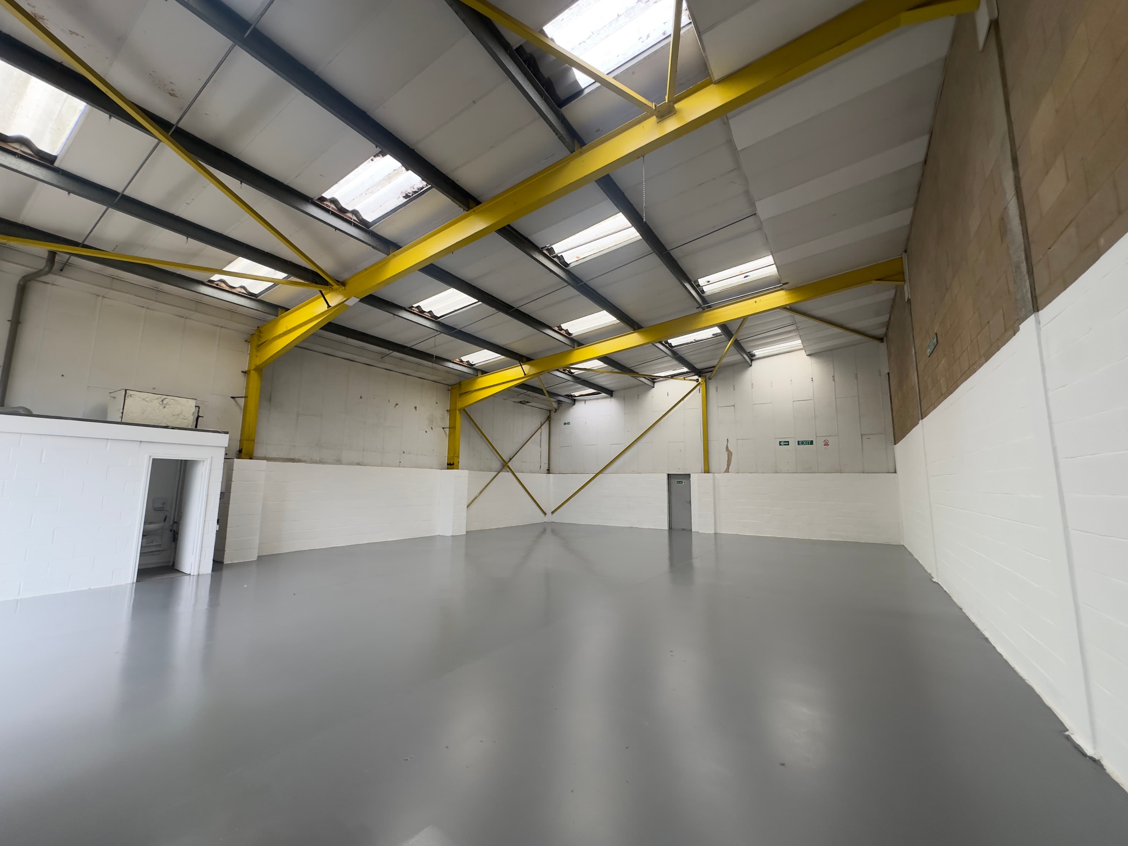 Unit 11, Hyatt Trading Estate, Babbage Road, Stevenage, Hertfordshire, SG1 2EQ thumbnail 3