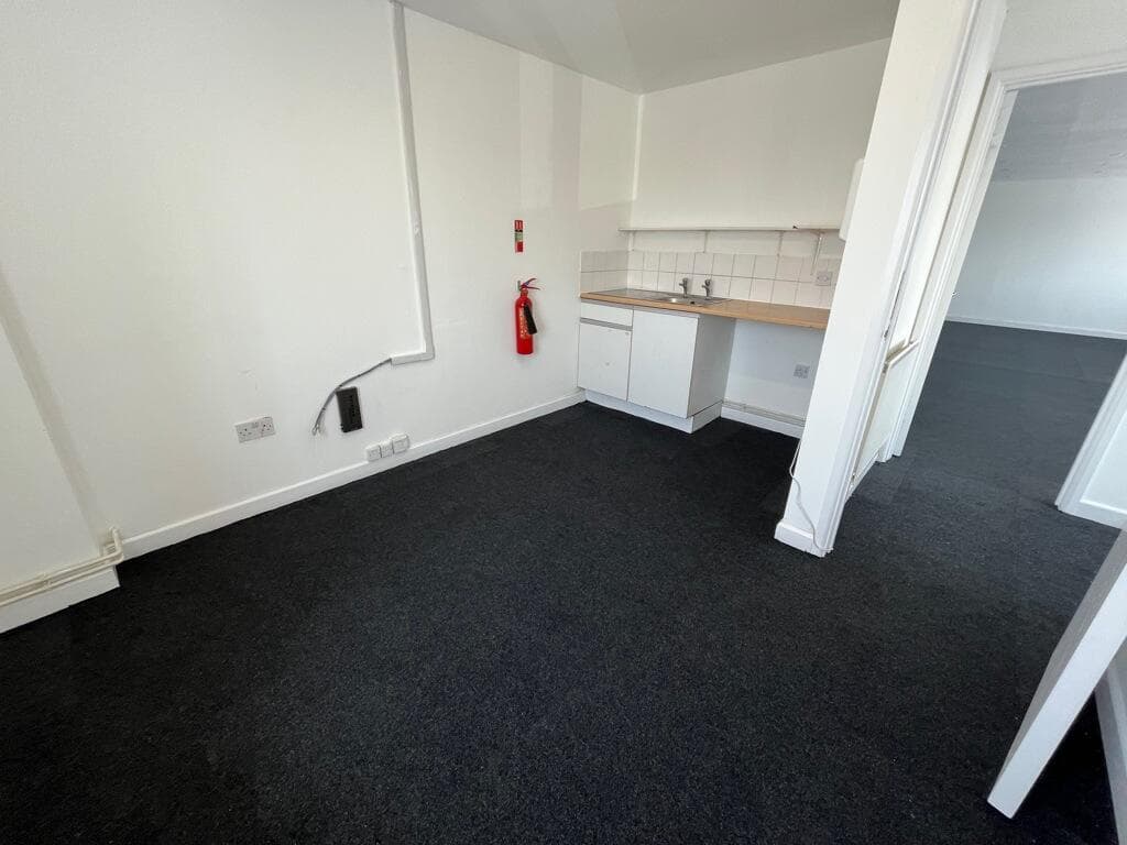 Unit 19, Grange Way Business Park, Grange Way, Colchester, Essex, CO2 8HF thumbnail 6