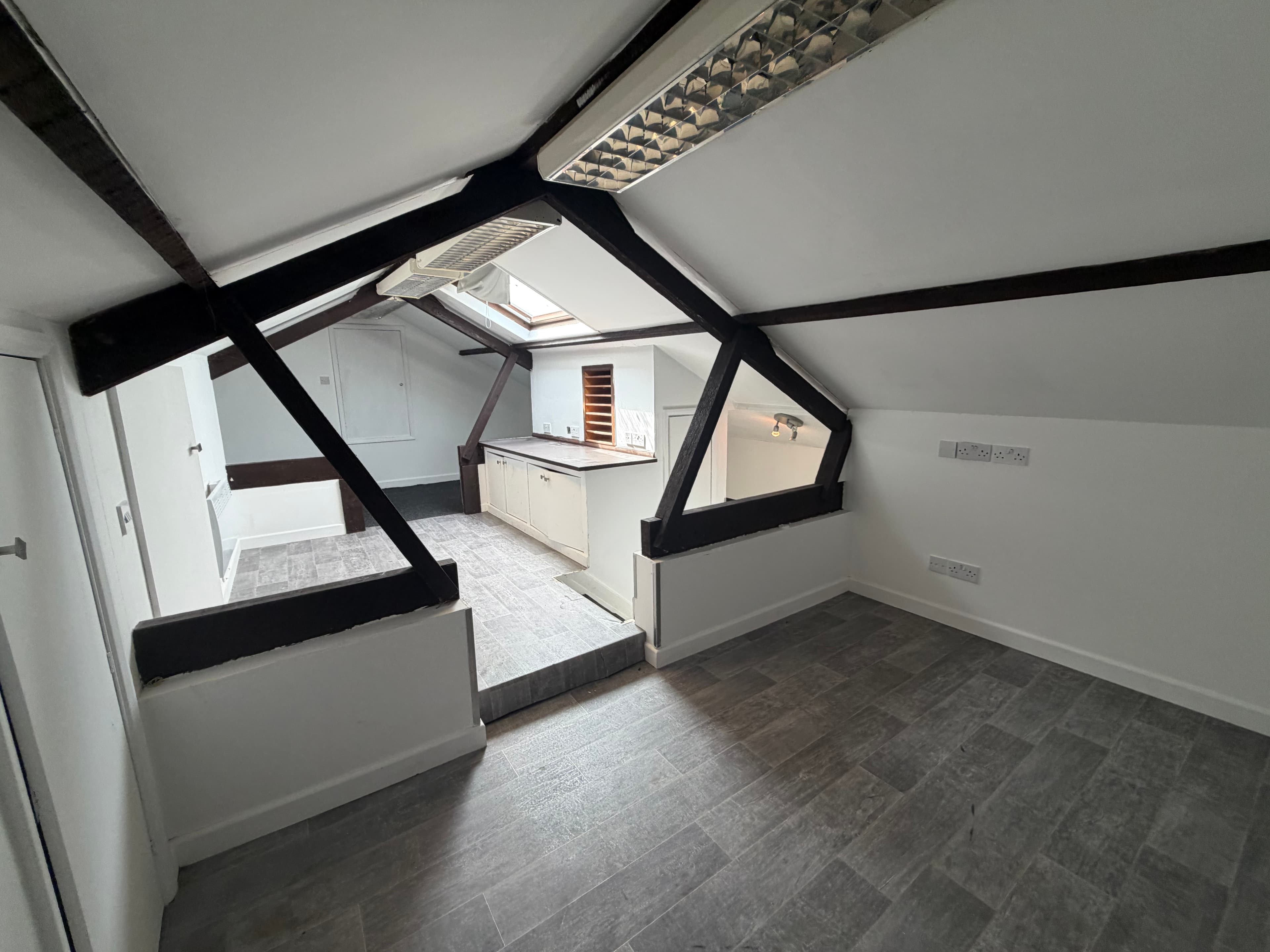 Unit 3, Ongar Road Trading Estate, Ongar Road, Dunmow, Essex, CM6 1EU thumbnail 7