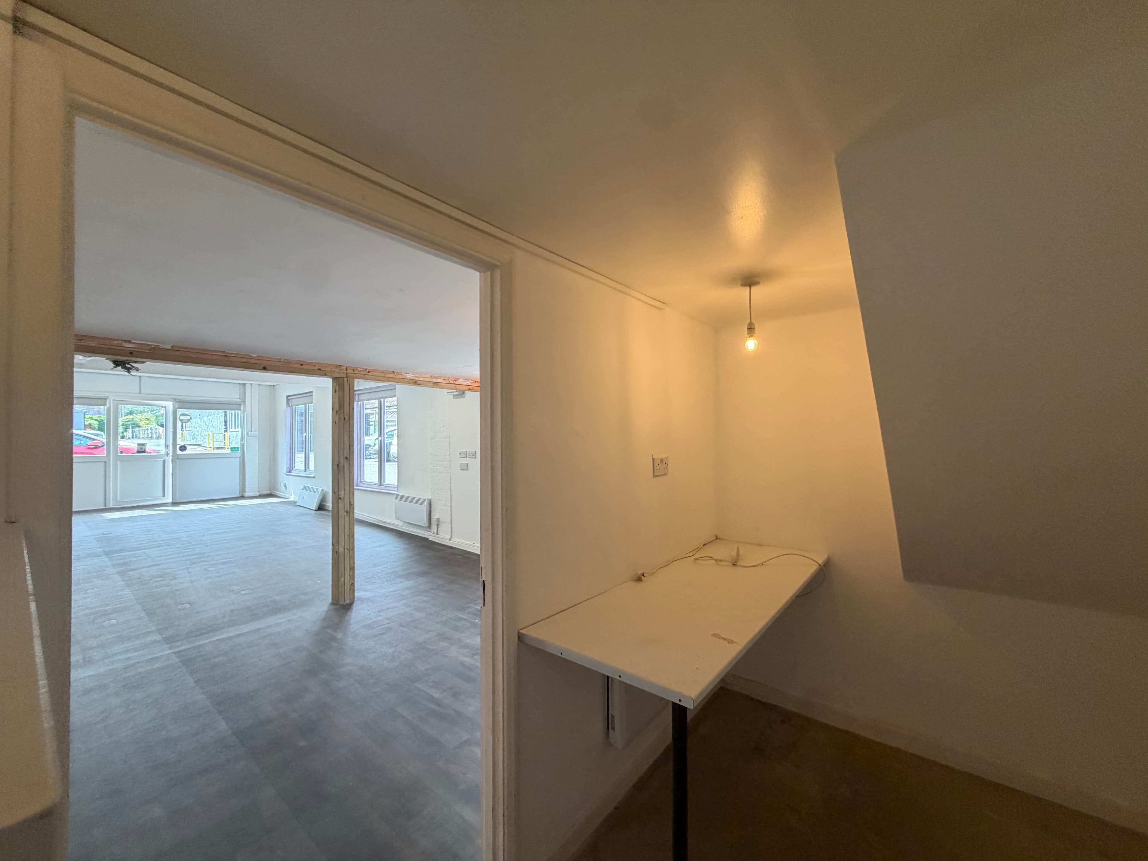 Unit 3, Ongar Road Trading Estate, Ongar Road, Dunmow, Essex, CM6 1EU thumbnail 6
