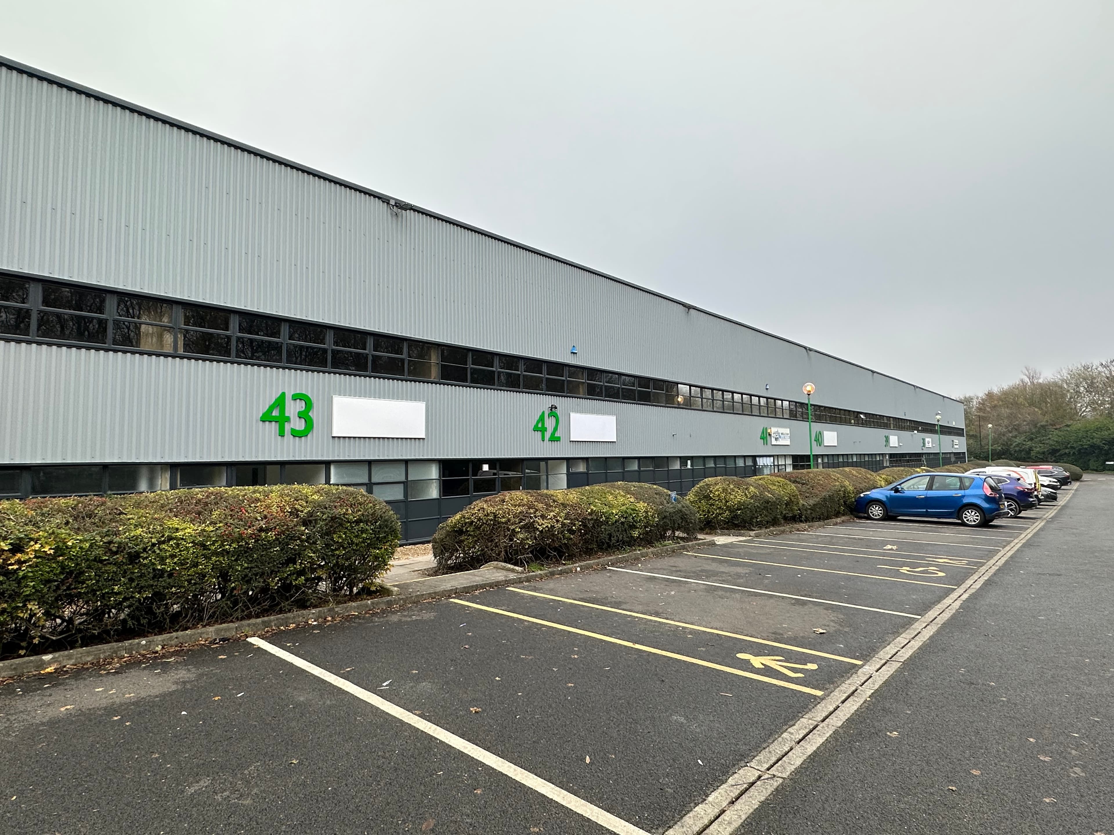 Unit 42 Potters Lane, Kiln Farm, Milton Keynes MK11 3HQ thumbnail 4