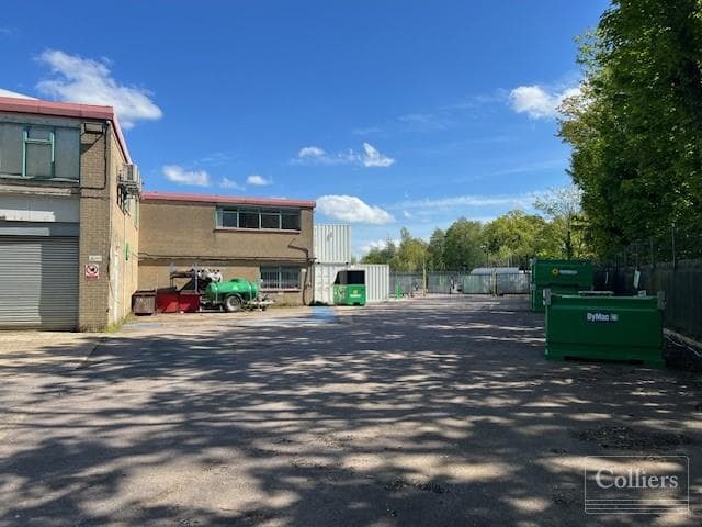 Unit A1, Vale Industrial Estate, Tolpits Lane, Watford, Hertfordshire, WD18 9QP thumbnail 6
