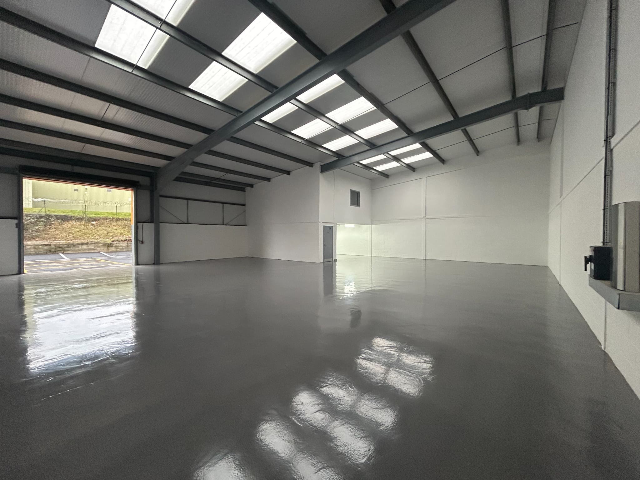 Unit 8, Folkestone Trade Park, Park Farm Road, Folkestone, Kent, CT19 5EY thumbnail 2