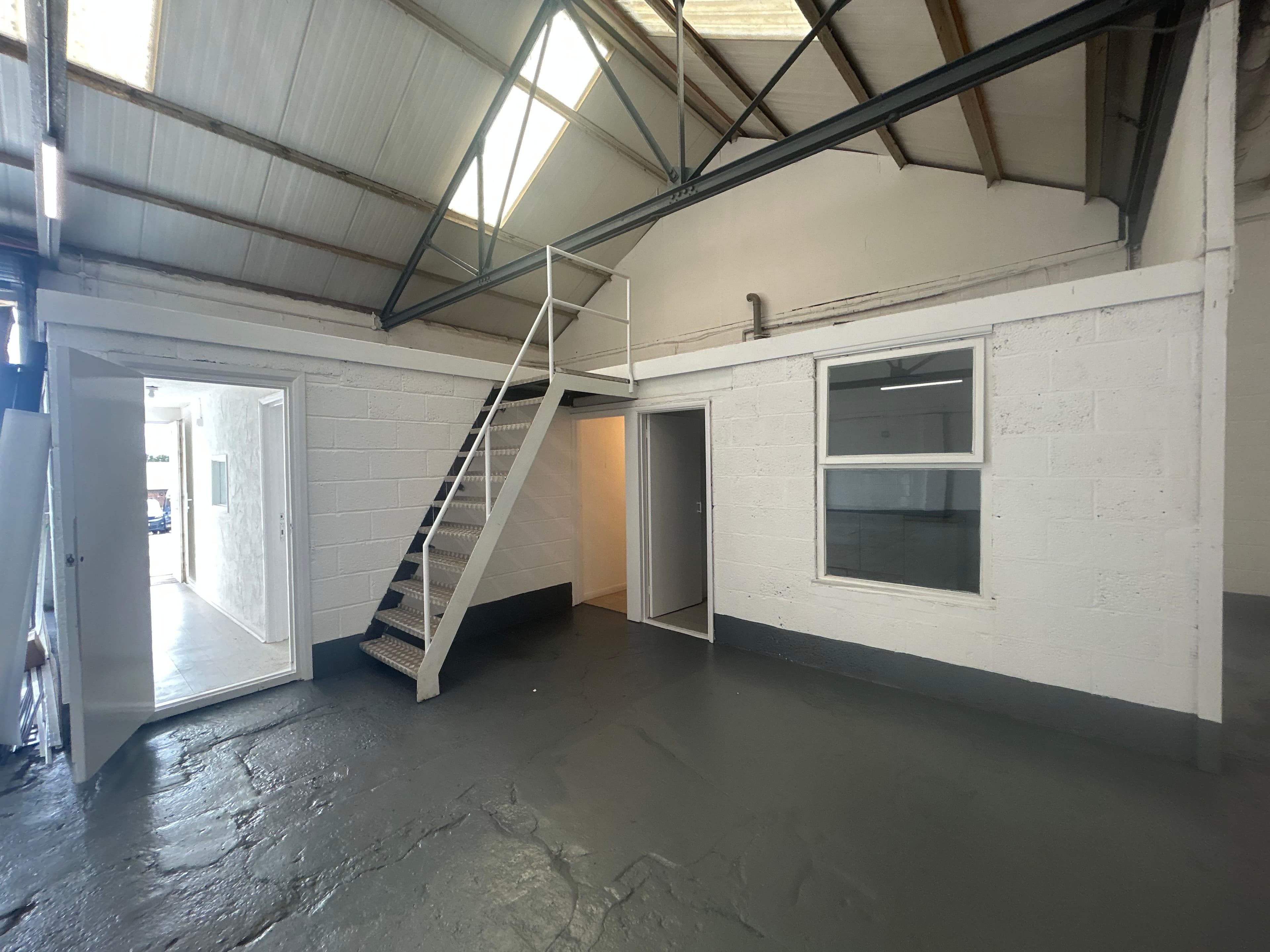 Unit 4, Telegraph Hill Industrial Estate, Laundry Road, Minster, Ramsgate, Kent, CT12 4HY thumbnail 5