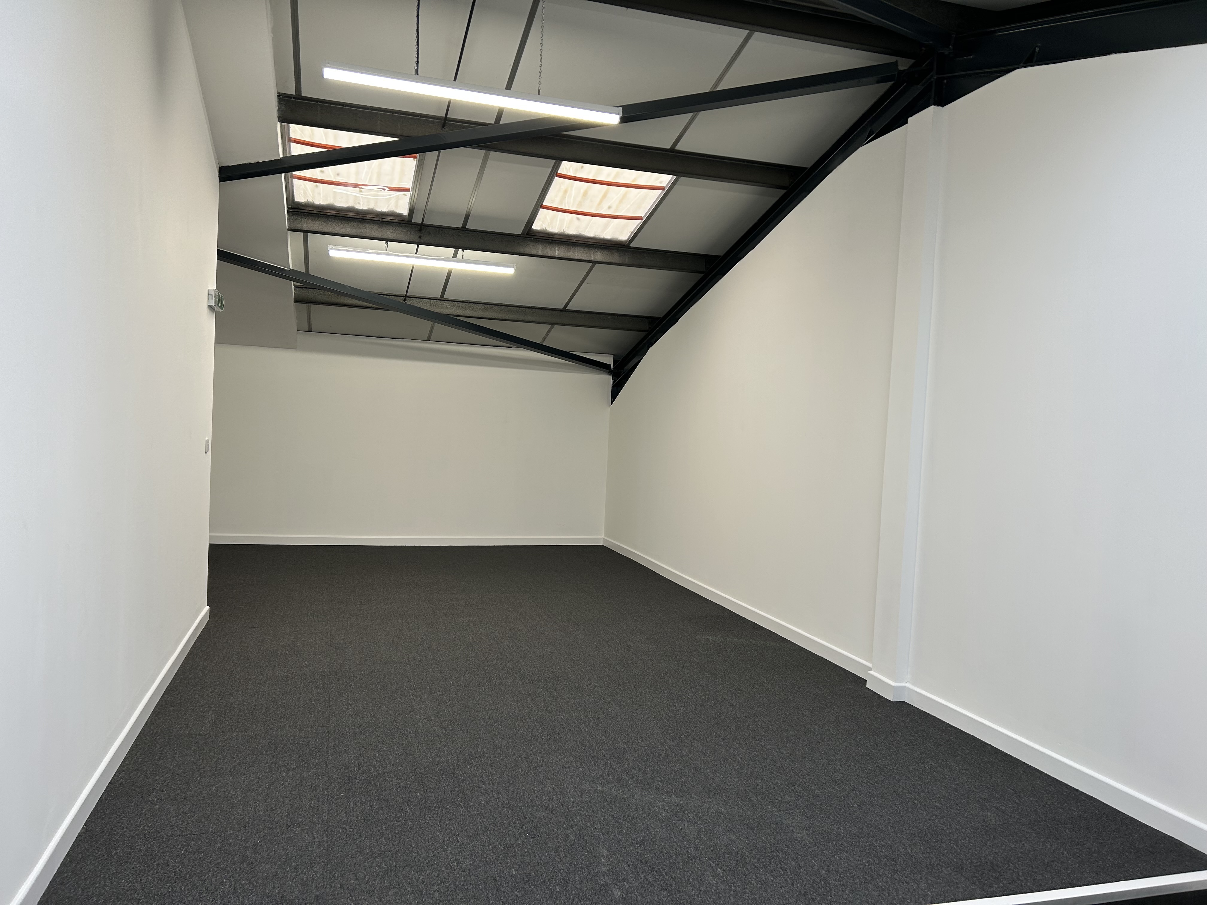 Office 4C, Station Yard, Station Road, Hungerford, Berkshire, RG17 0DY thumbnail 2