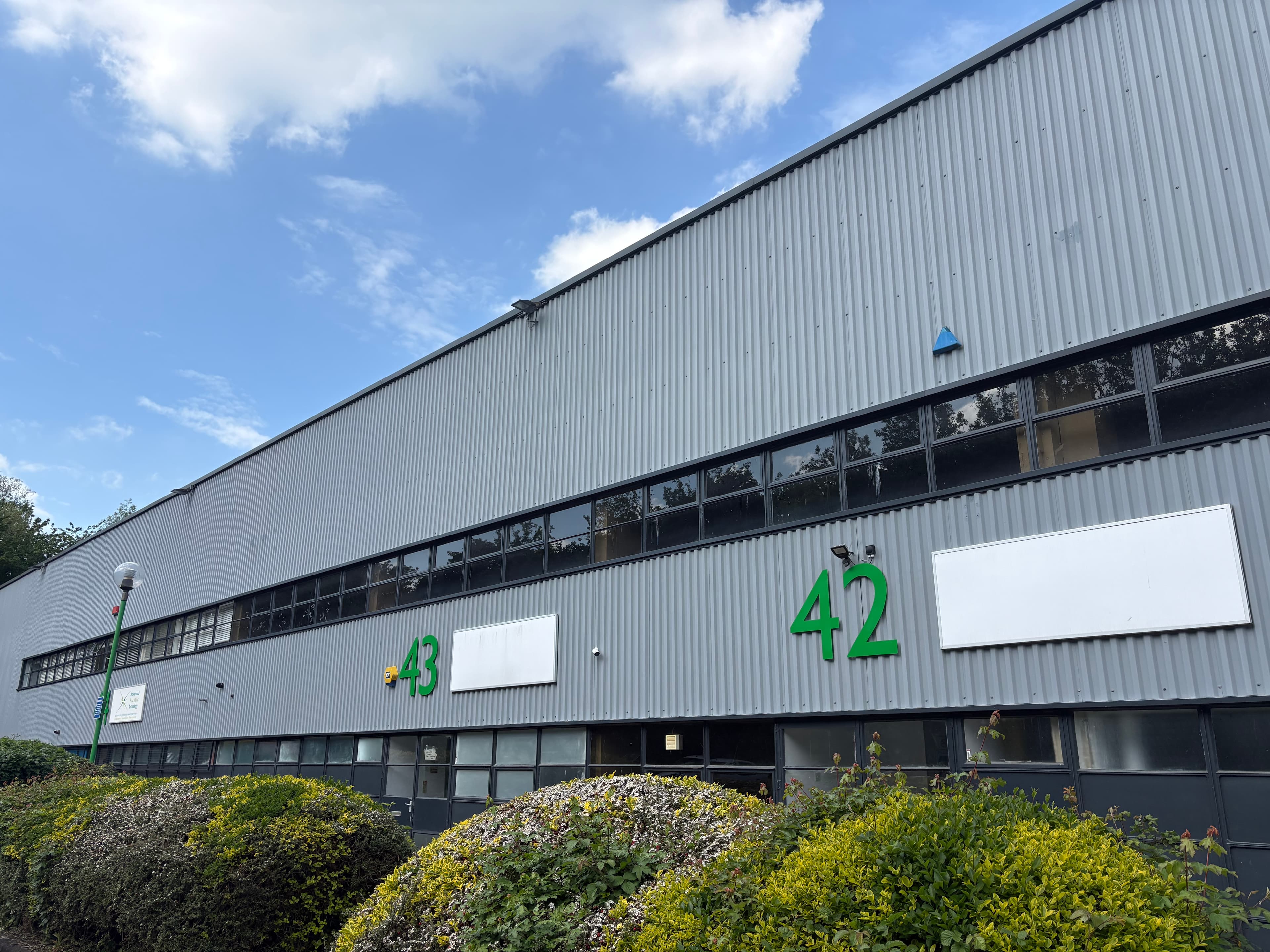 Unit 42 Potters Lane, Kiln Farm, Milton Keynes MK11 3HQ thumbnail 2