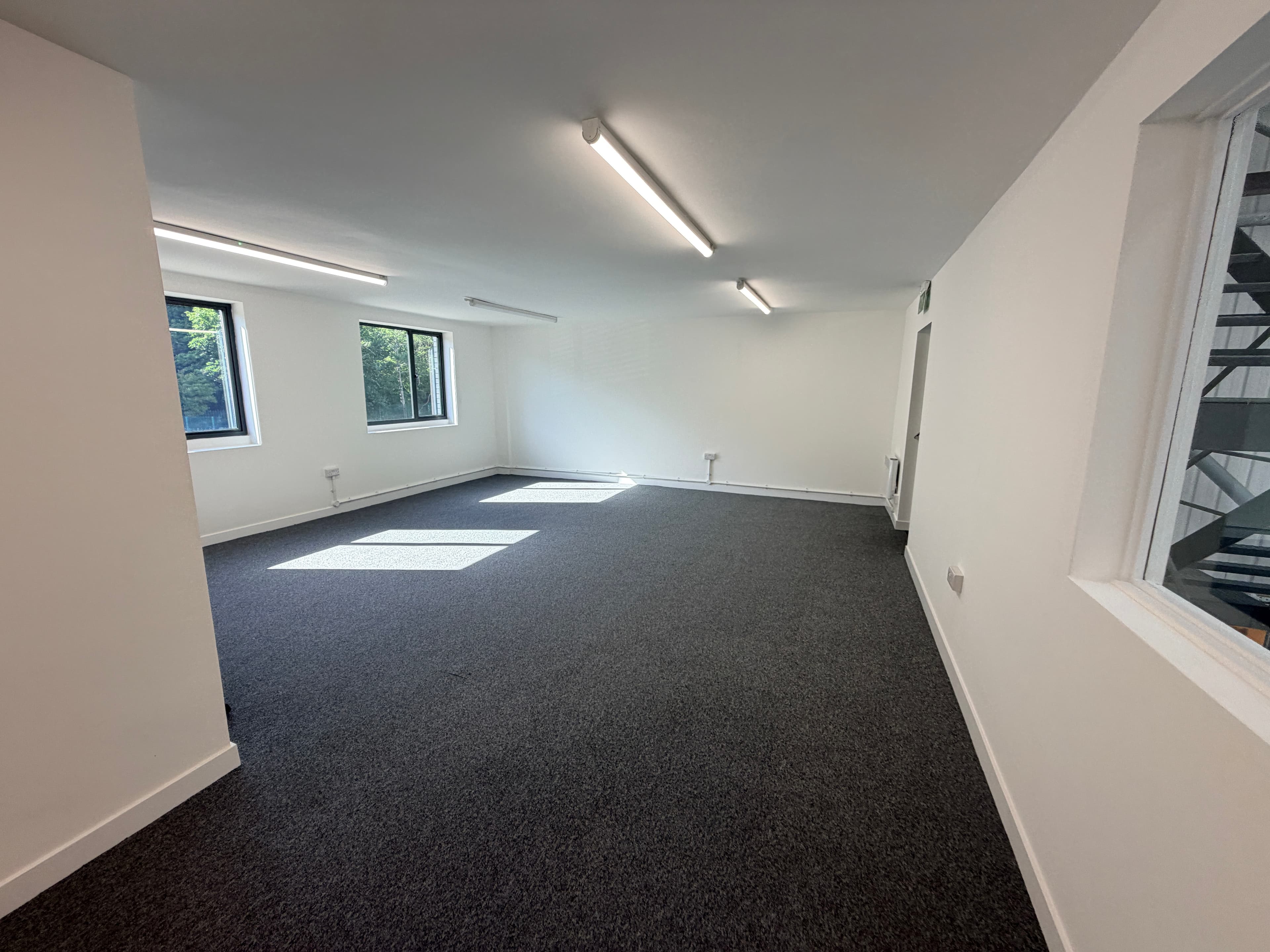 1A Whitings Way, London, Greater London, E6 6LR thumbnail 4