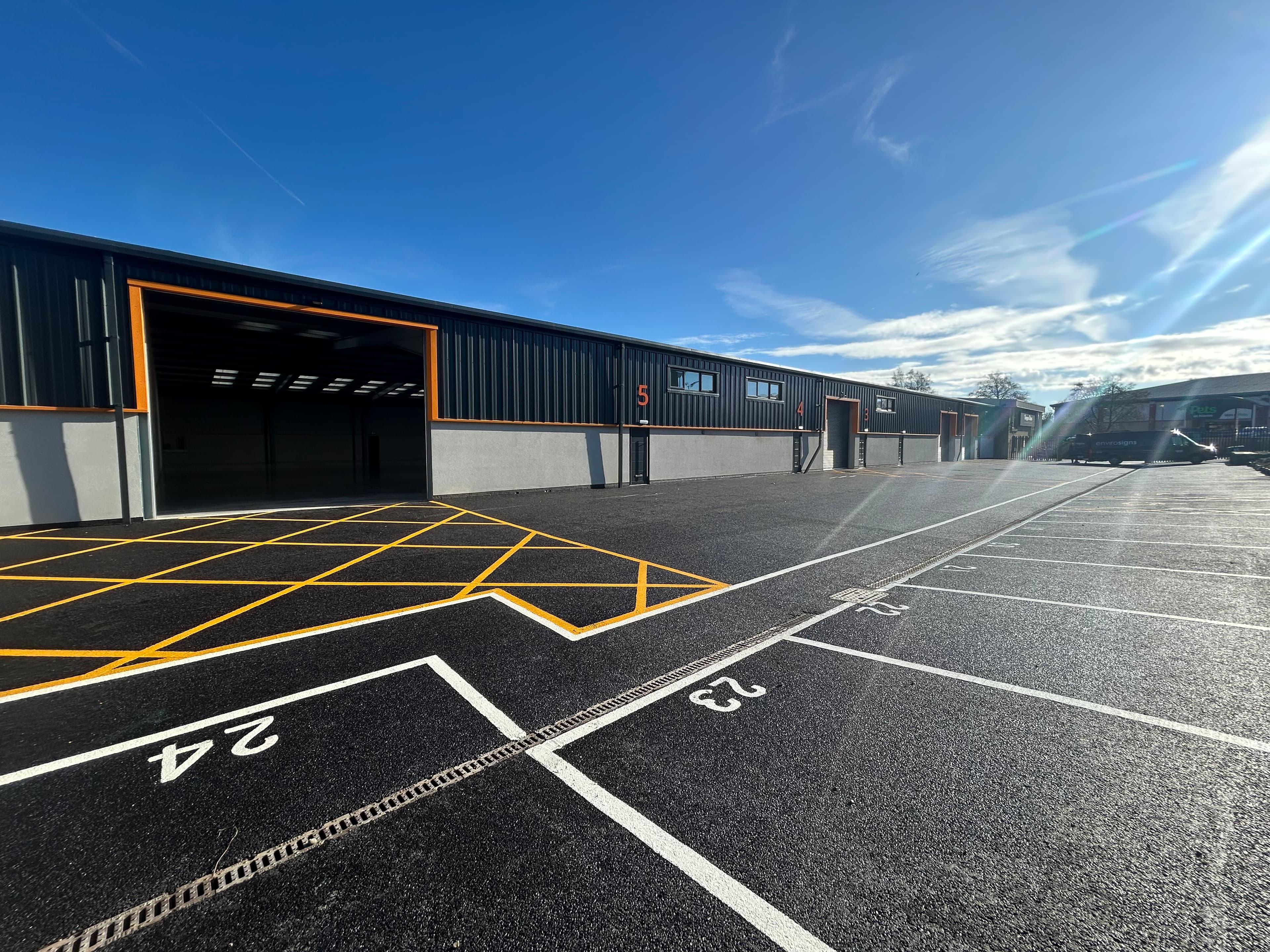 Unit 5, Folkestone Trade Park, Park Farm Road, Folkestone, Kent, CT19 5EY thumbnail 3