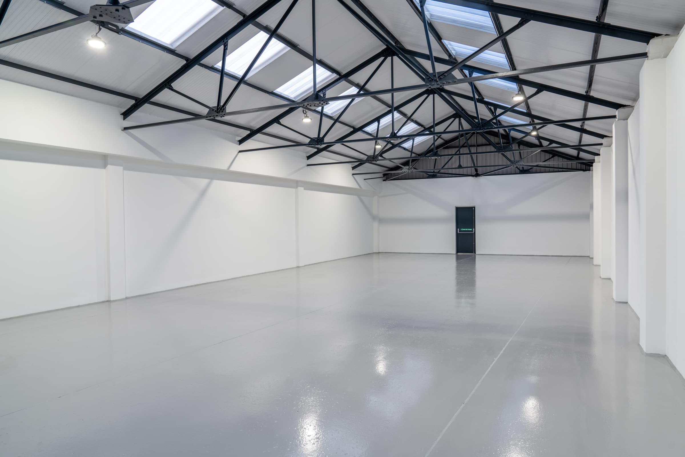 Unit 2 Otago Trade Park , 23 Crown Road, Enfield, Greater London, EN1 1FE thumbnail 3