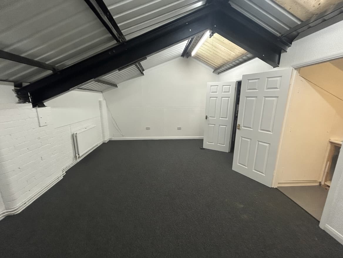 Unit 12, Telegraph Hill Industrial Estate, Laundry Road, Minster, Ramsgate, Kent, CT12 4HY thumbnail 4