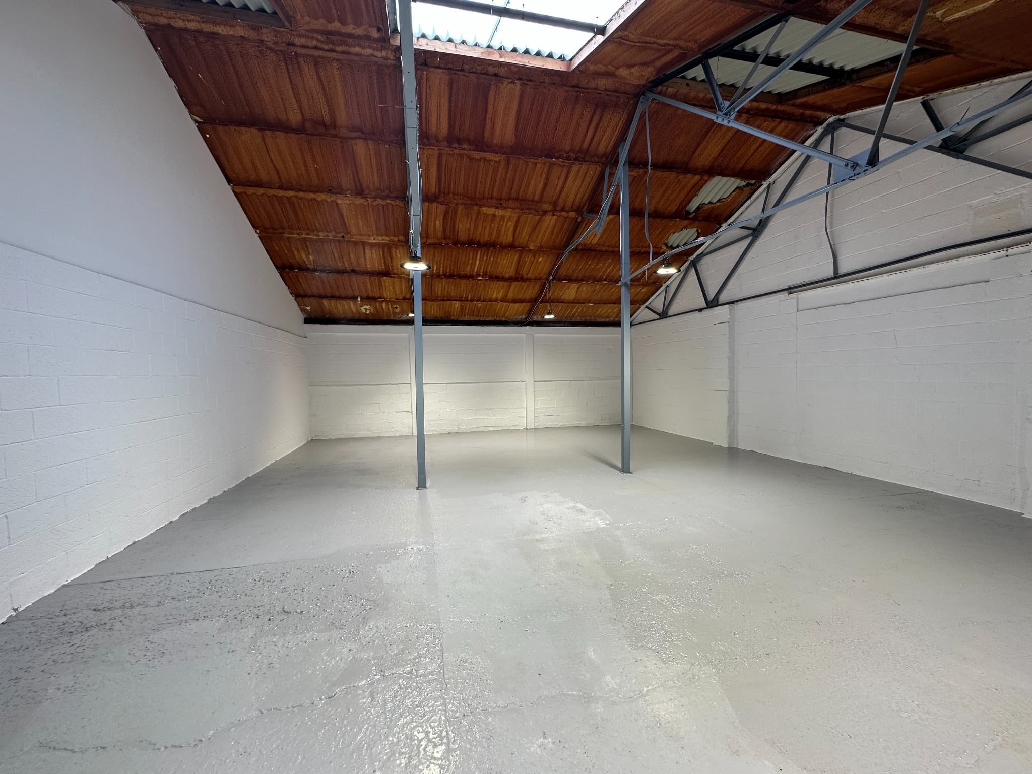 Mimram Road Industrial Estate, Hertford, Hertfordshire, SG14 1NN thumbnail 4
