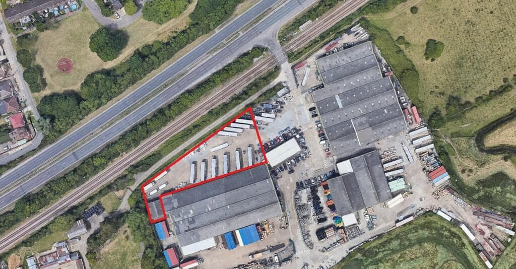 Unit 14, Kierbeck Business Park, Wharf Lane, Vange, Basildon, Essex, SS16 4SW thumbnail 3