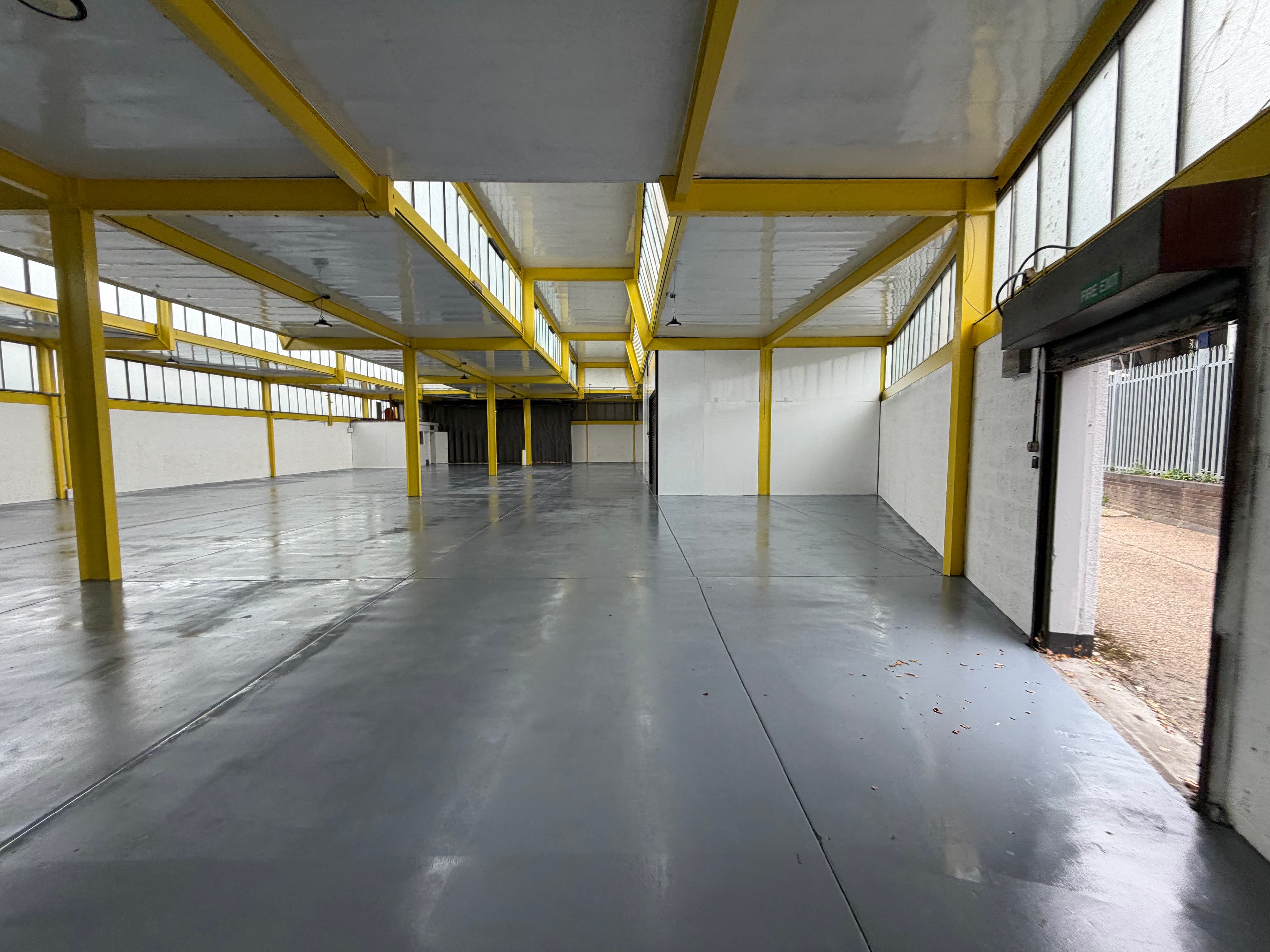 Unit 4, Tonbridge Works, Tonbridge Road, Romford, Greater London, RM3 8TS thumbnail 3