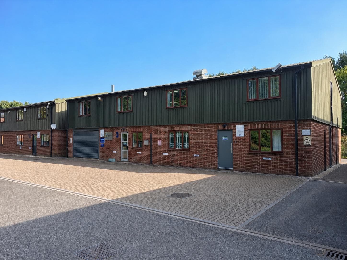 Unit 3, Station Yard, Station Road, Hungerford, Berkshire, RG17 0DY