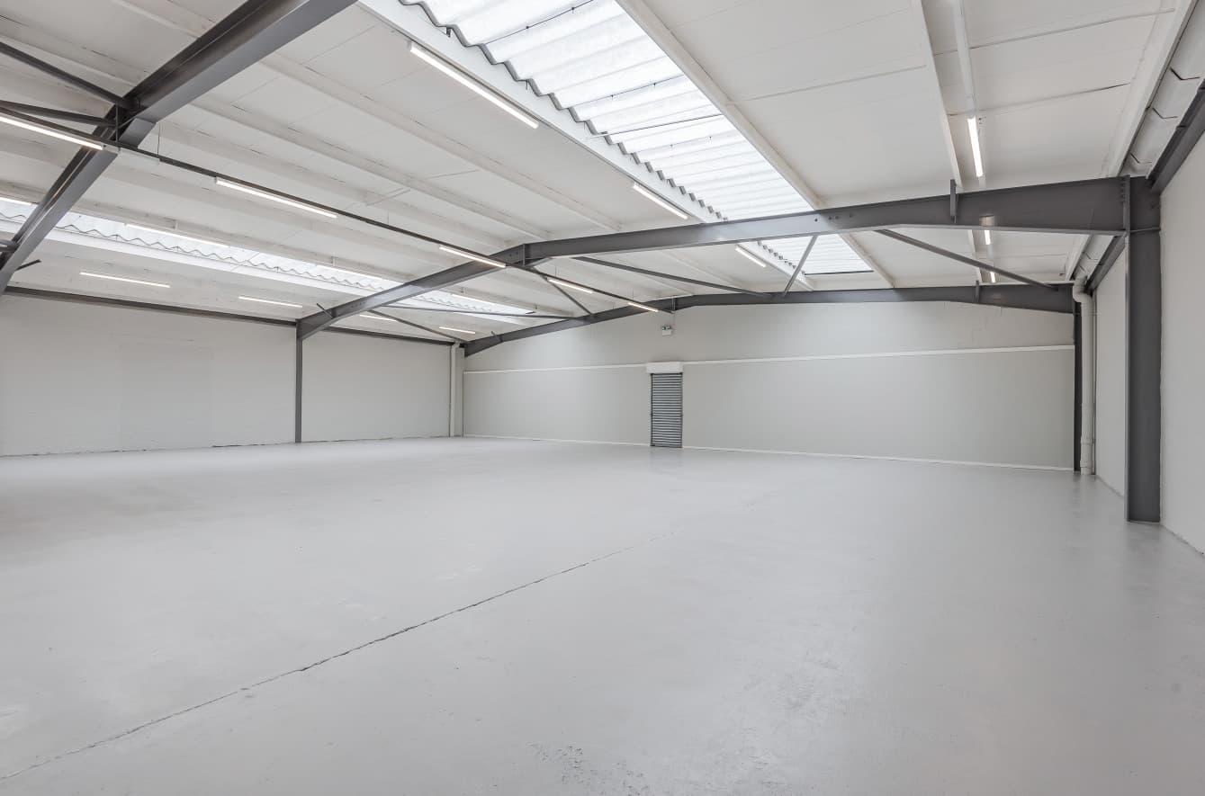 Unit E2, Fairacres Industrial Estate, Windsor, Berkshire, SL4 4LE thumbnail 3