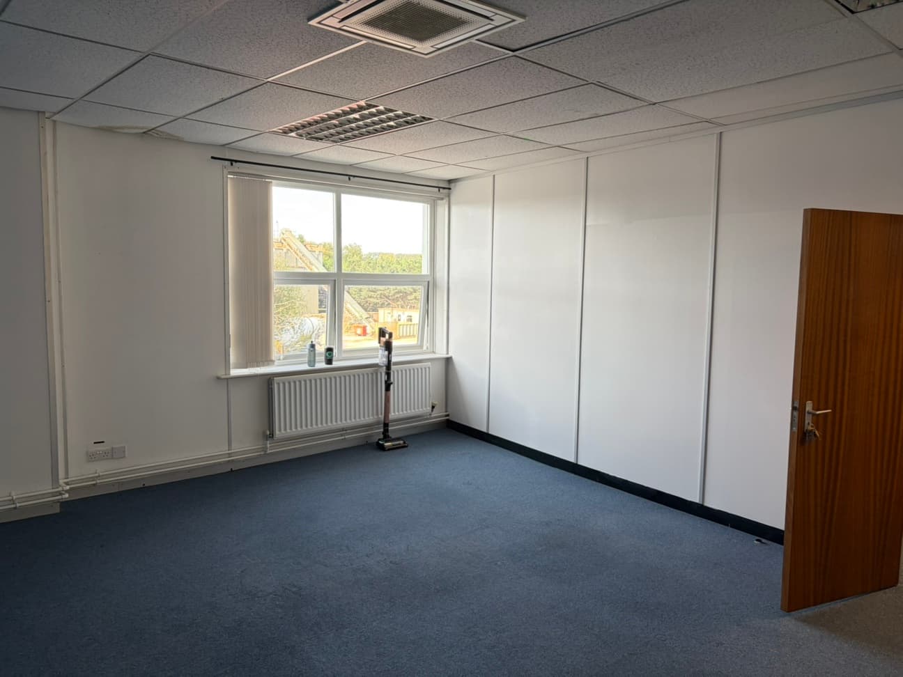 1A, B, and C, CConsort House, 42 Bone Lane, Newbury, Berkshire, RG14 5RD