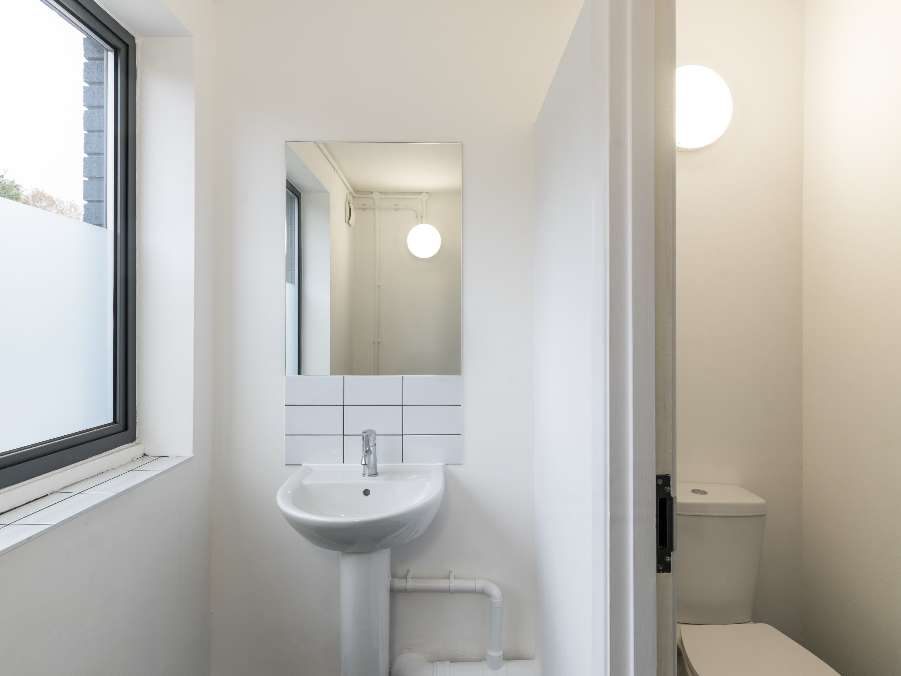 1A And 1B Whitings Way, London, Greater London, E6 6LR thumbnail 47