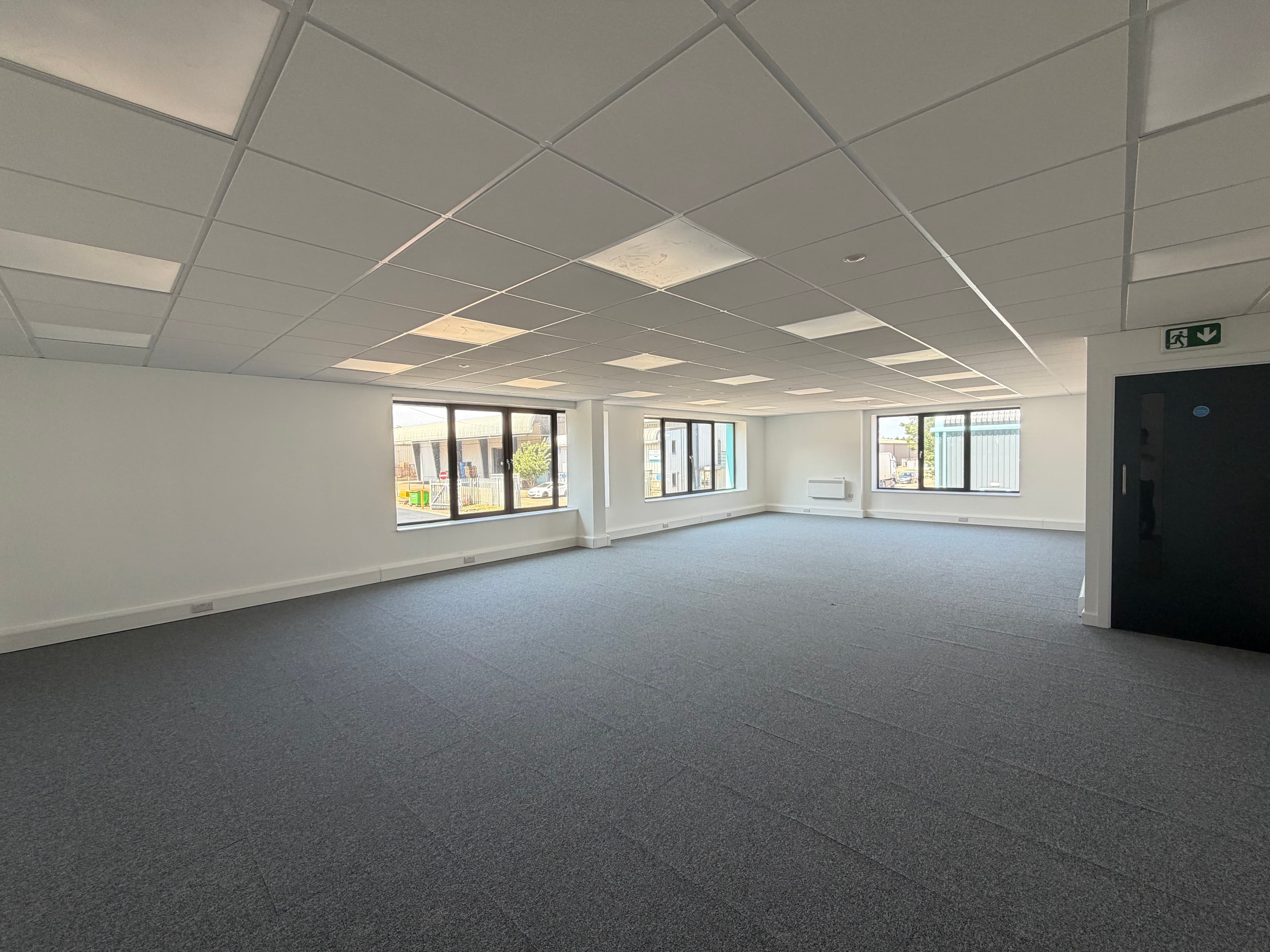 Unit 3, Eurolink Industrial Estate, Heard Way, Sittingbourne, Kent, ME10 3SA thumbnail 4