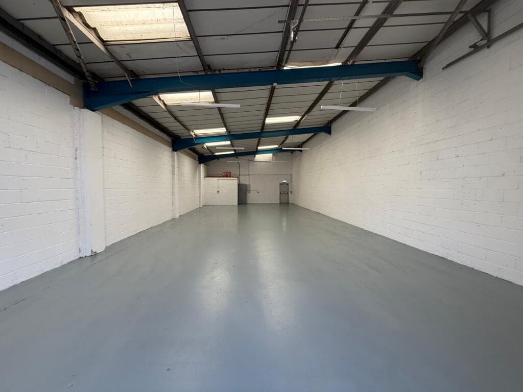 Unit 7 Durban Business Centre, Durban Road, Bognor Regis, PO22 9RX thumbnail 3