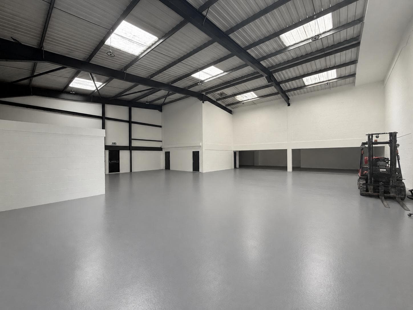 Unit 5, Eurolink Industrial Estate, Heard Way, Sittingbourne, Kent, ME10 3SA thumbnail 6