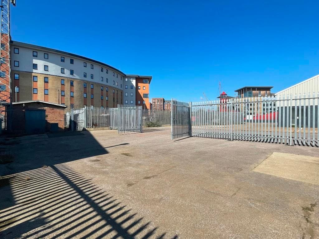 Yard 2, King Edward Quay, Hythe Quay, Colchester, Essex, CO2 8JB thumbnail 2